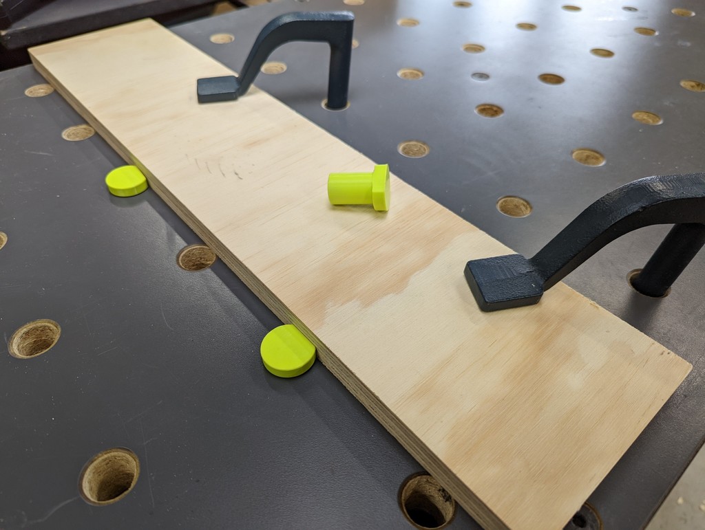 Miniatura 2 do modelo 3D Simple TPU Bench Dog