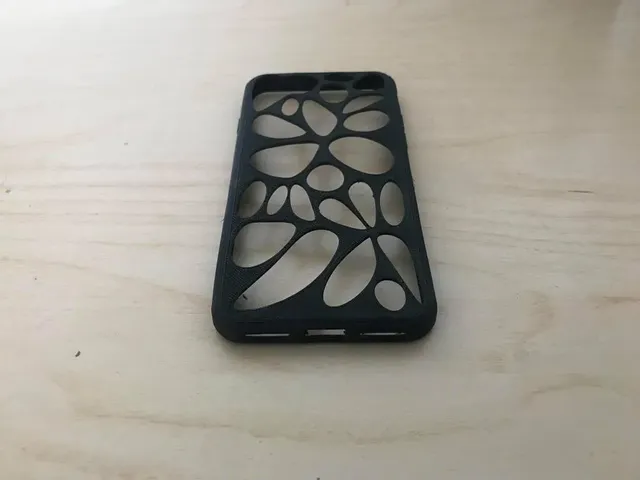 Flexible Voronoi iPhone 7/8 Case
