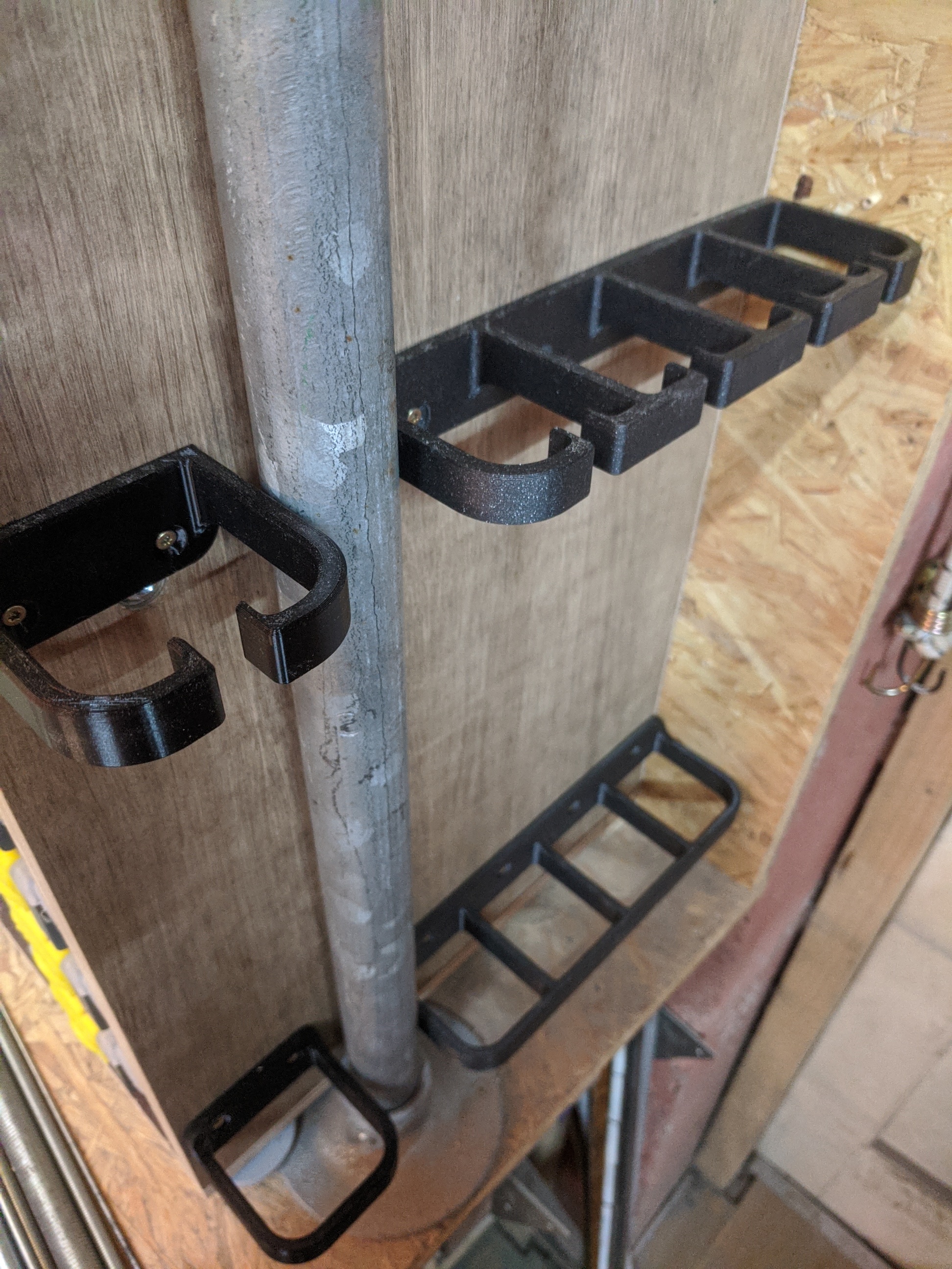 thread rod holder by bitmeisterei Download free STL model