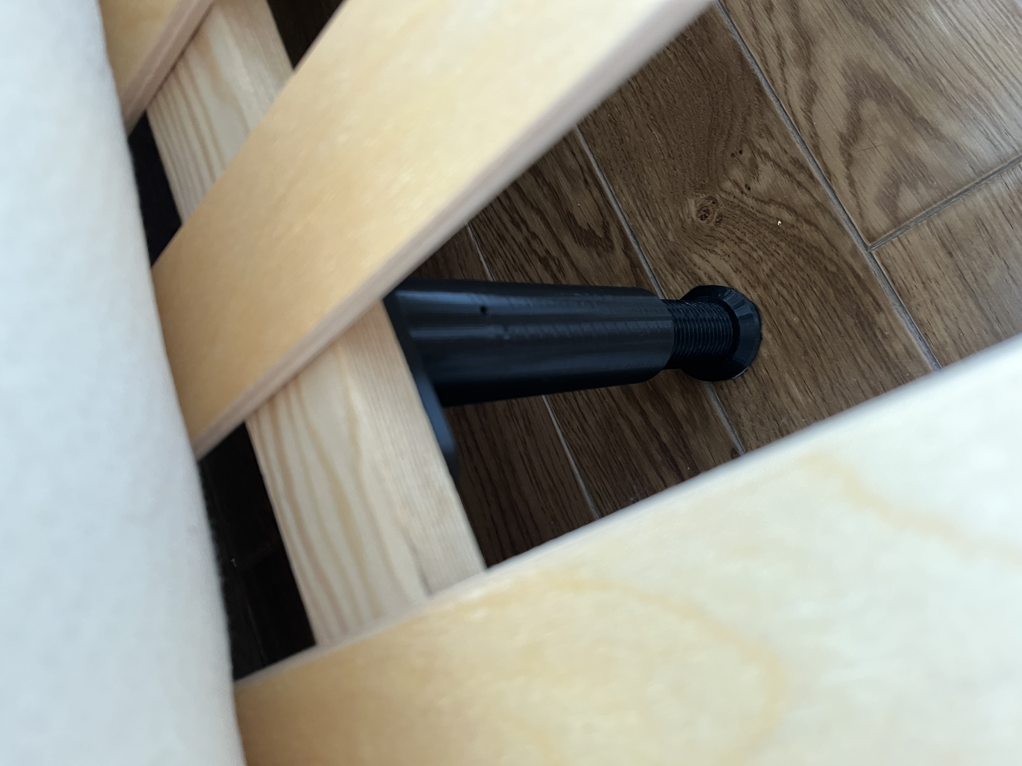 Bed Support Feet - Height adjustable 160-220mm