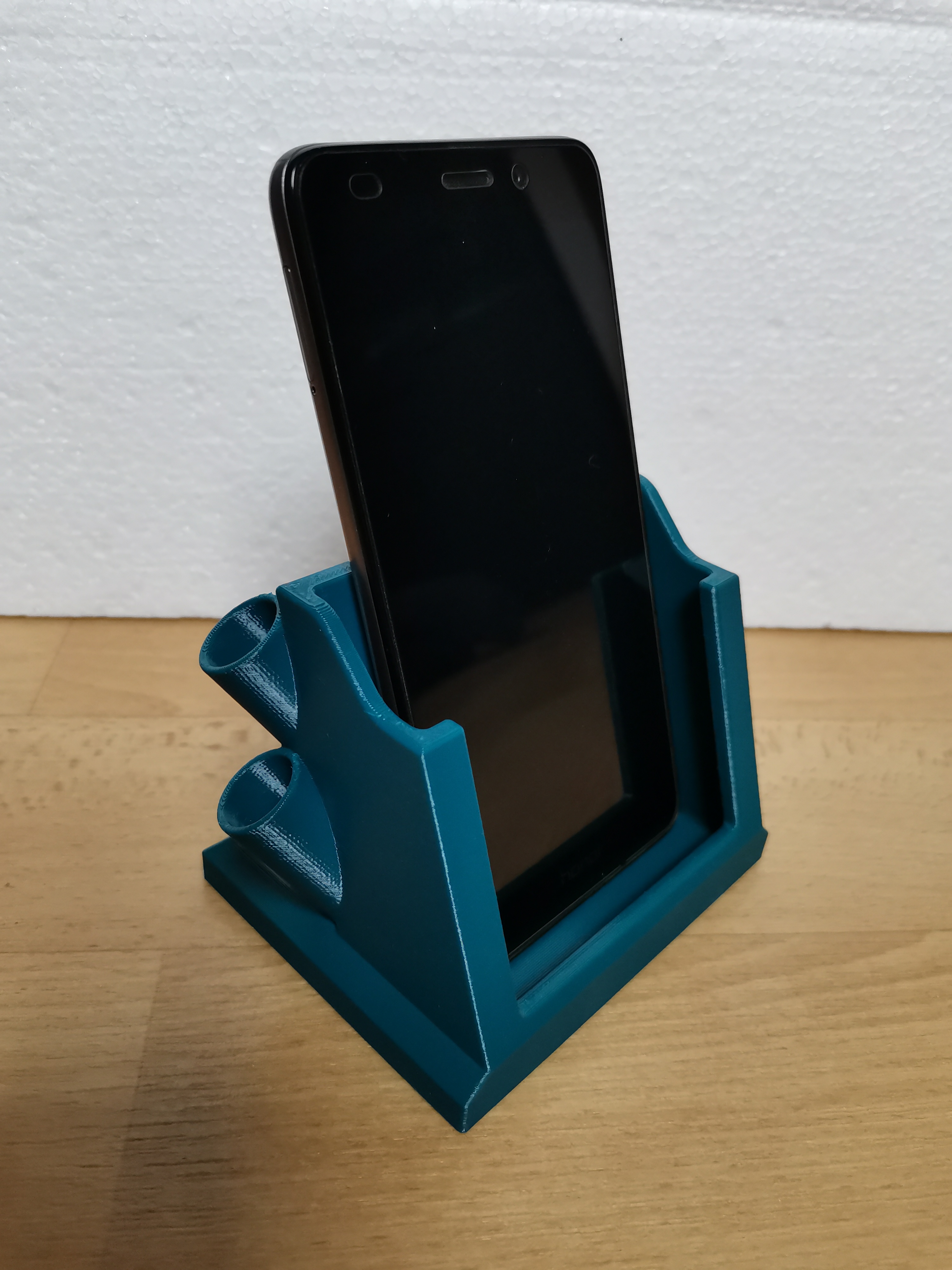 Phone stand with pen holder by Wladis | Download free STL model ...