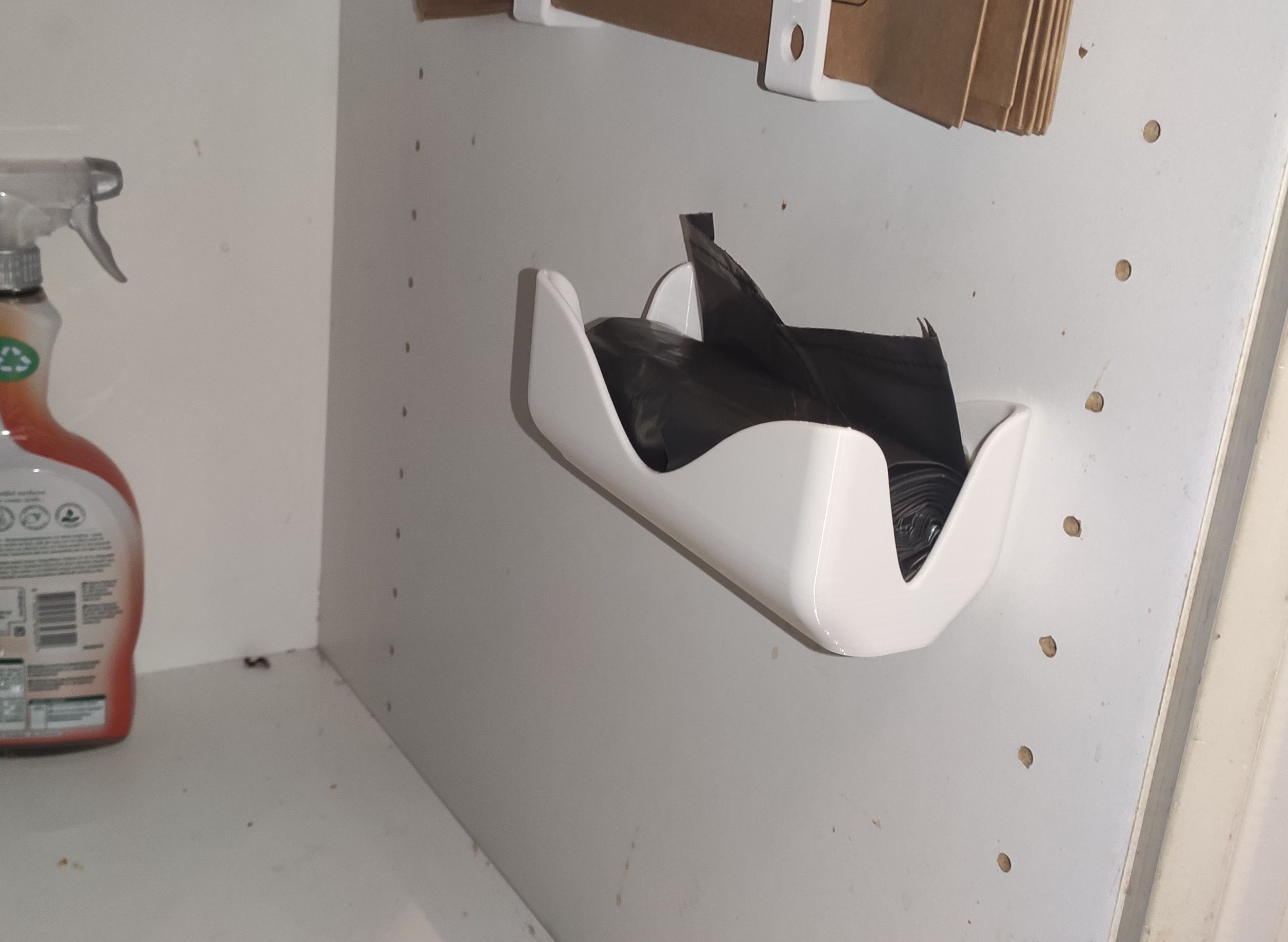 Trash Bag Roll Holder by Fagge Download free STL model