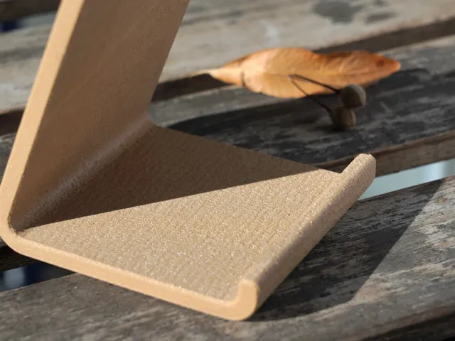 Phone Stand with a Wood Pattern