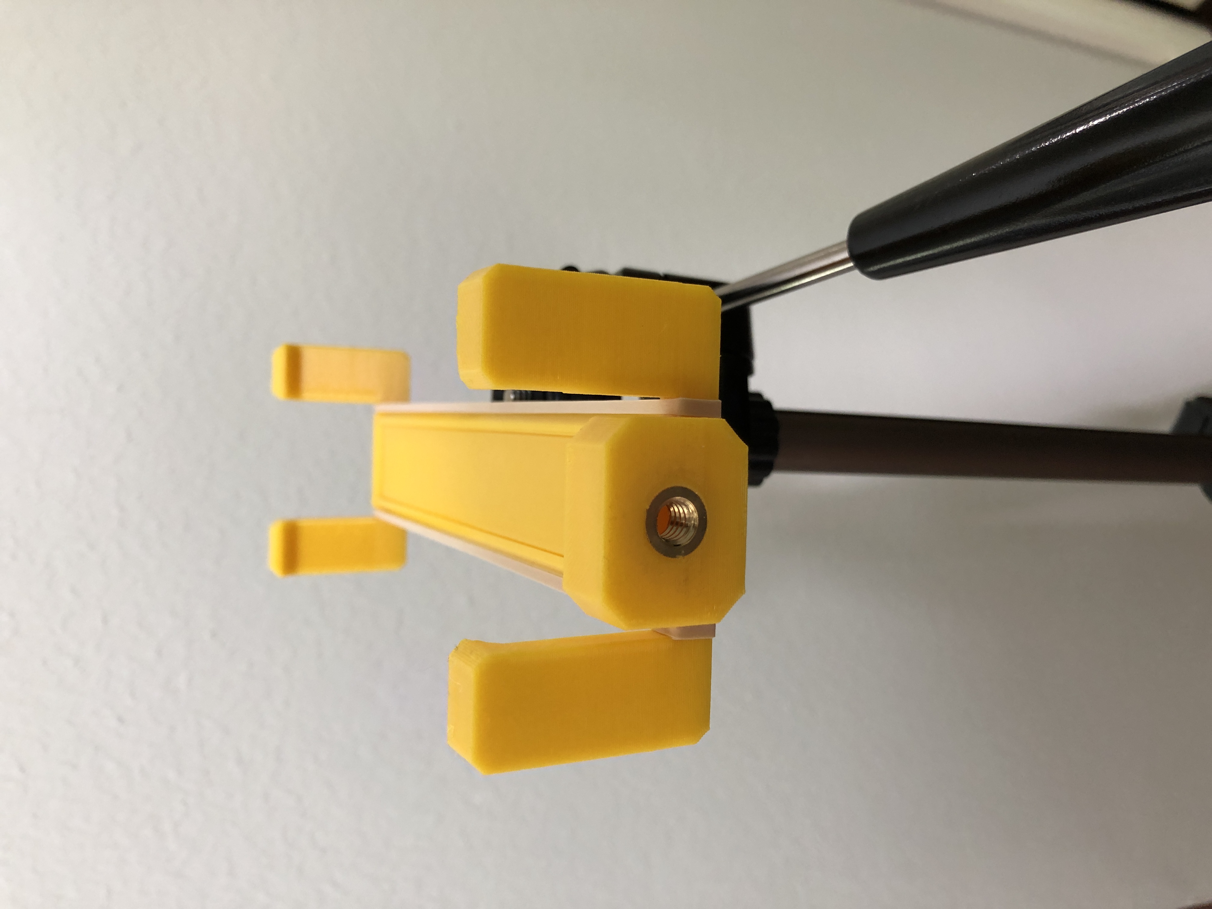 IPad Holder For Tripod By 2OverPar Download Free STL Model   Img 8089 