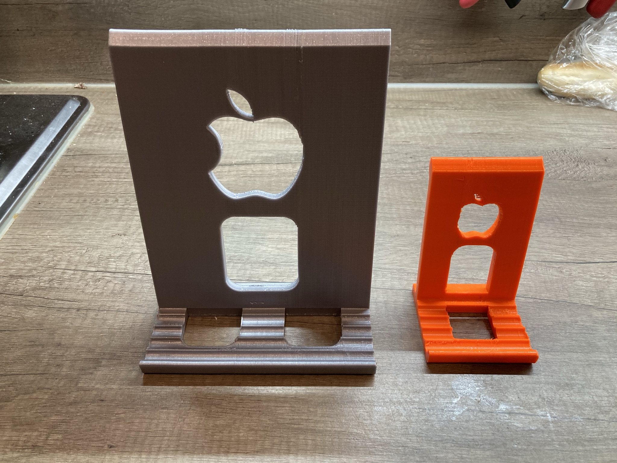 Table phone stand with apple