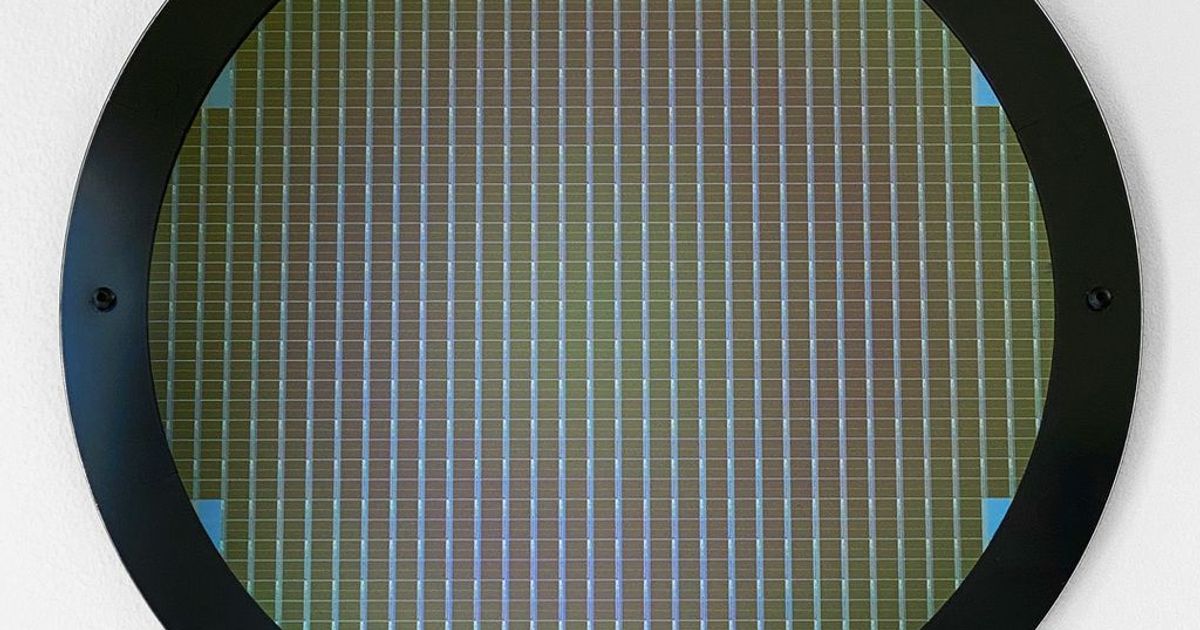 Silicon Wafer Frame [12"] by Erik C Download free STL model