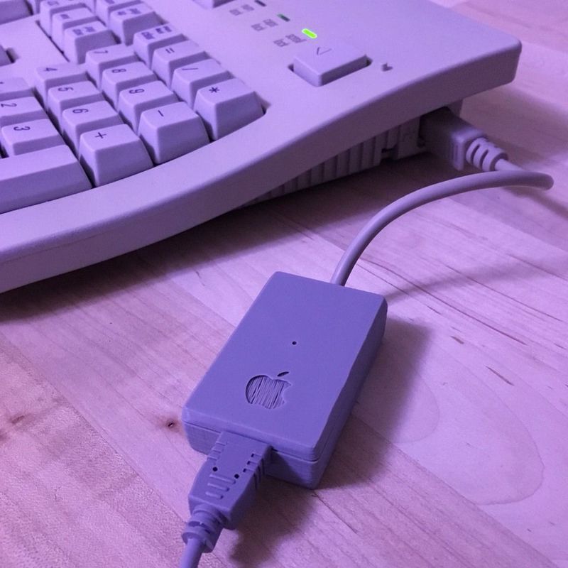 Apple Keyboard Ⅱ + ADB to USBアダプター Apple Keyboard Ⅱ + ADB to USBアダプター USB to ADB Keyboard