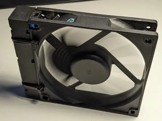 portable 120mm case fan with 18650 battery, charging and boost circuit