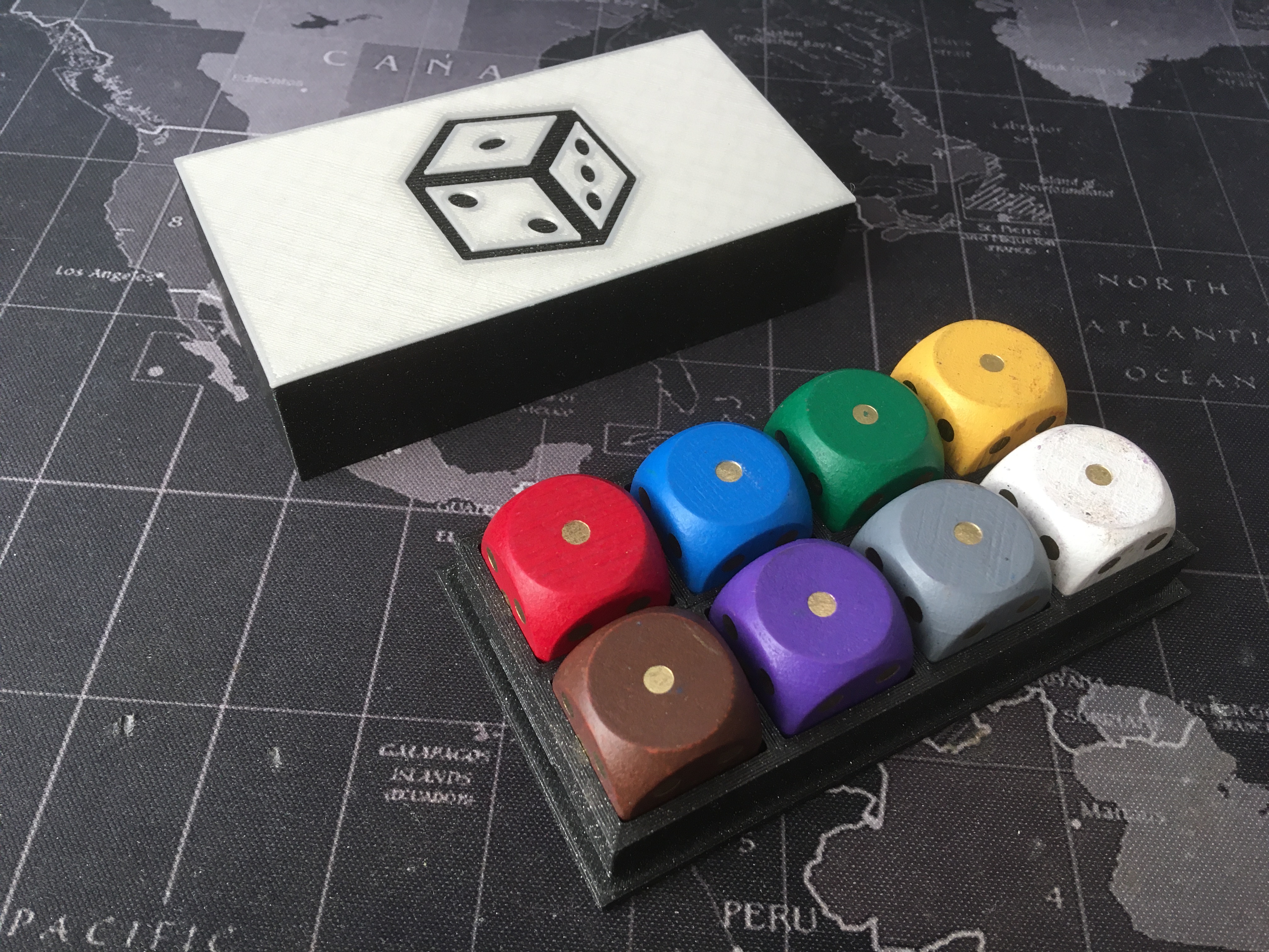 Simple Dice Box