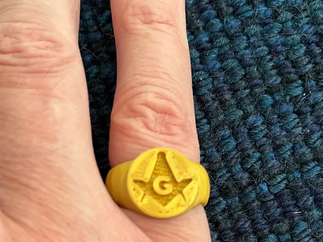 Prop Freemason ring