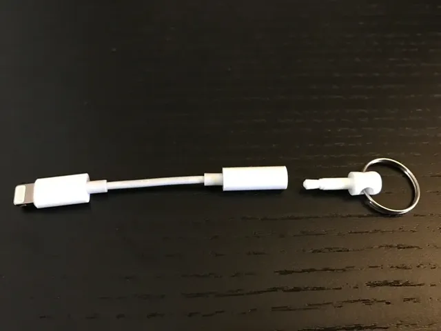 Apple Dongle Grabber!