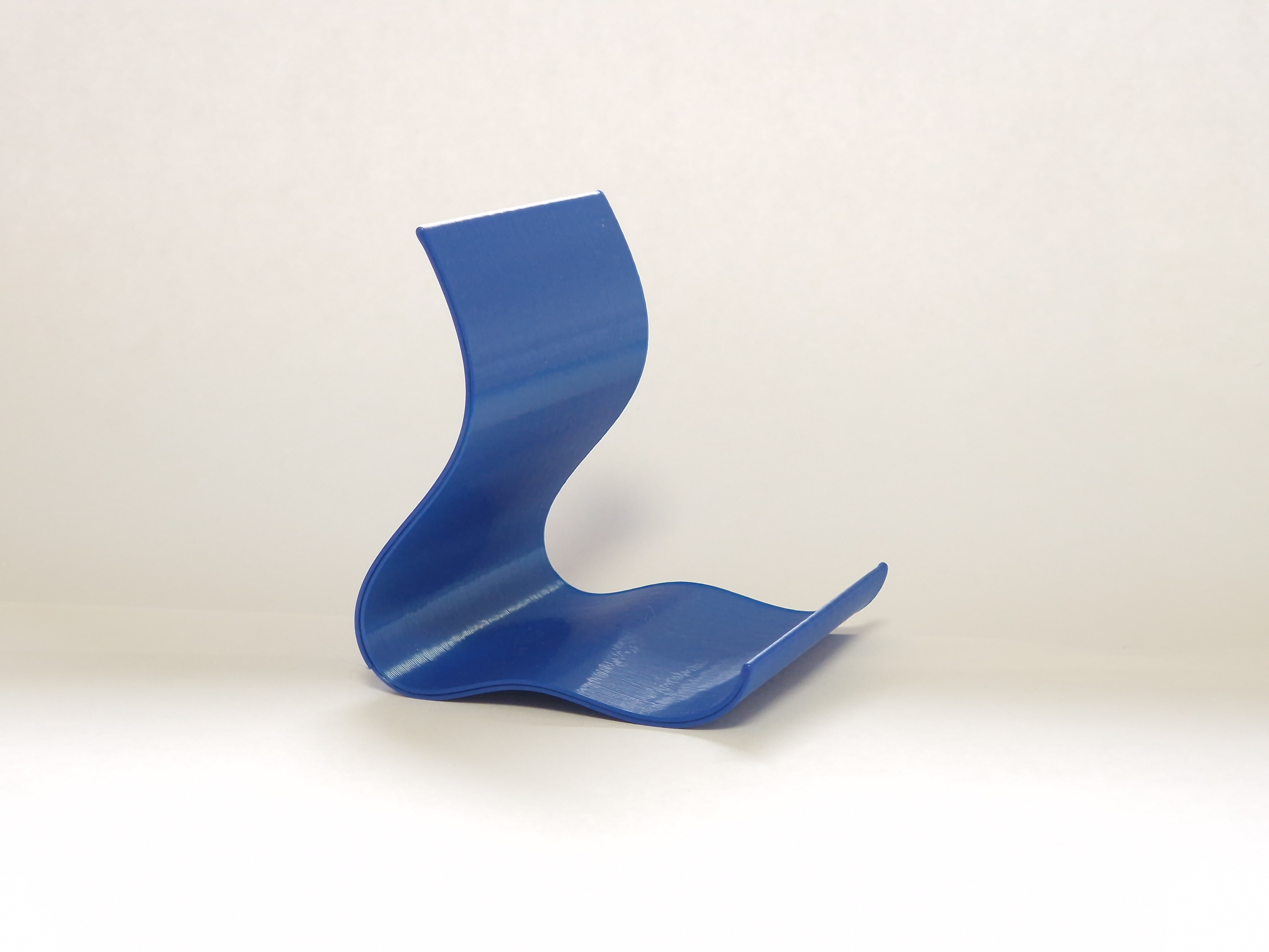 Phone stand "Wave"
