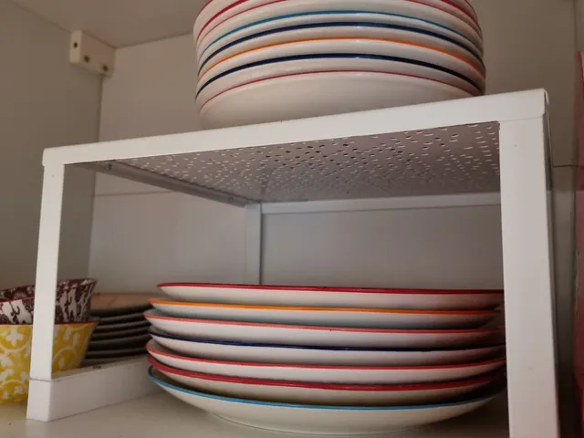 Ikea Variera - Plate holder extenion