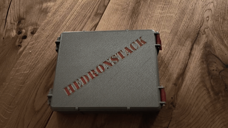 Box for HedronStack (3D balance/stacking game)