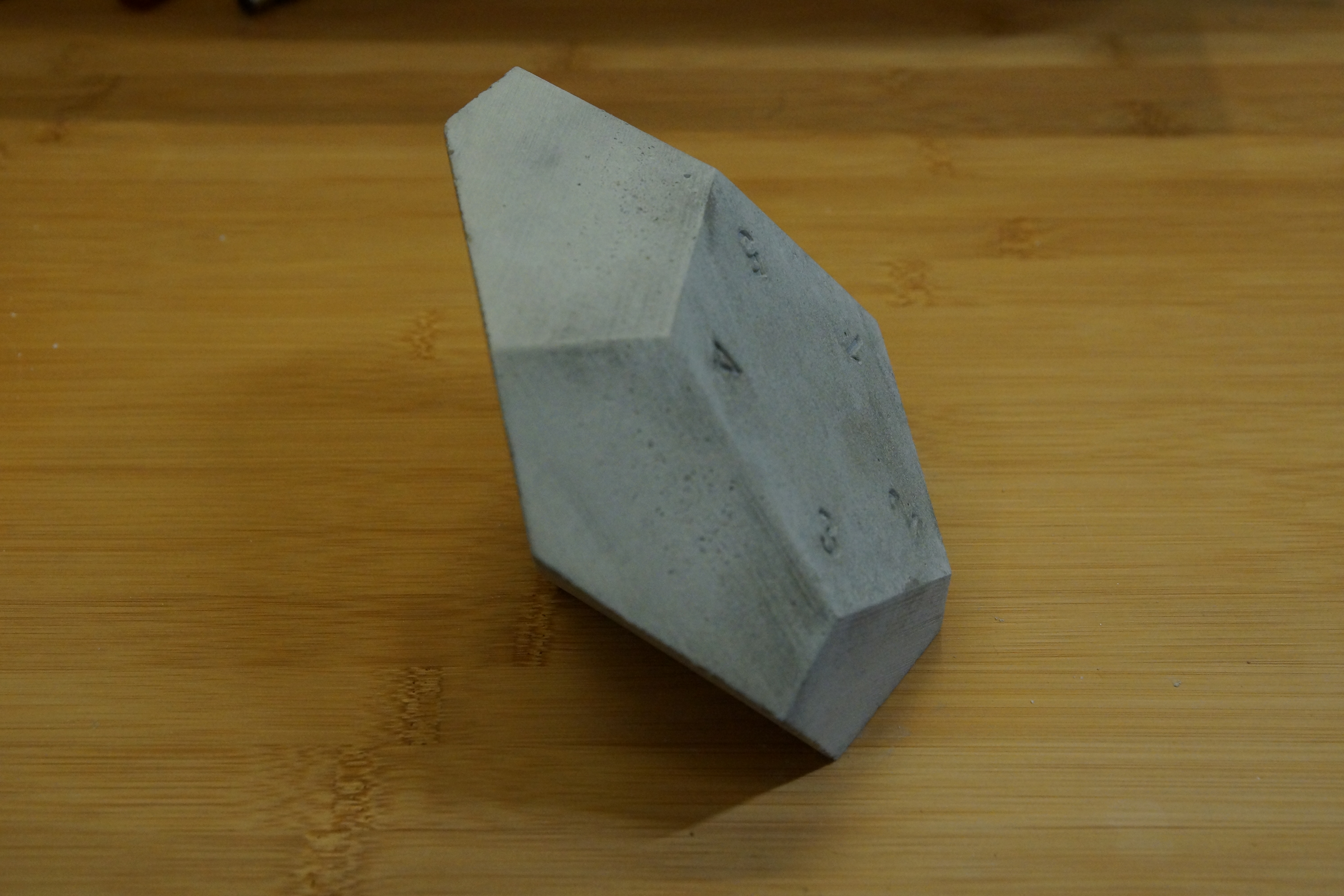Polyhedral Mobile Support — thumbnail 4