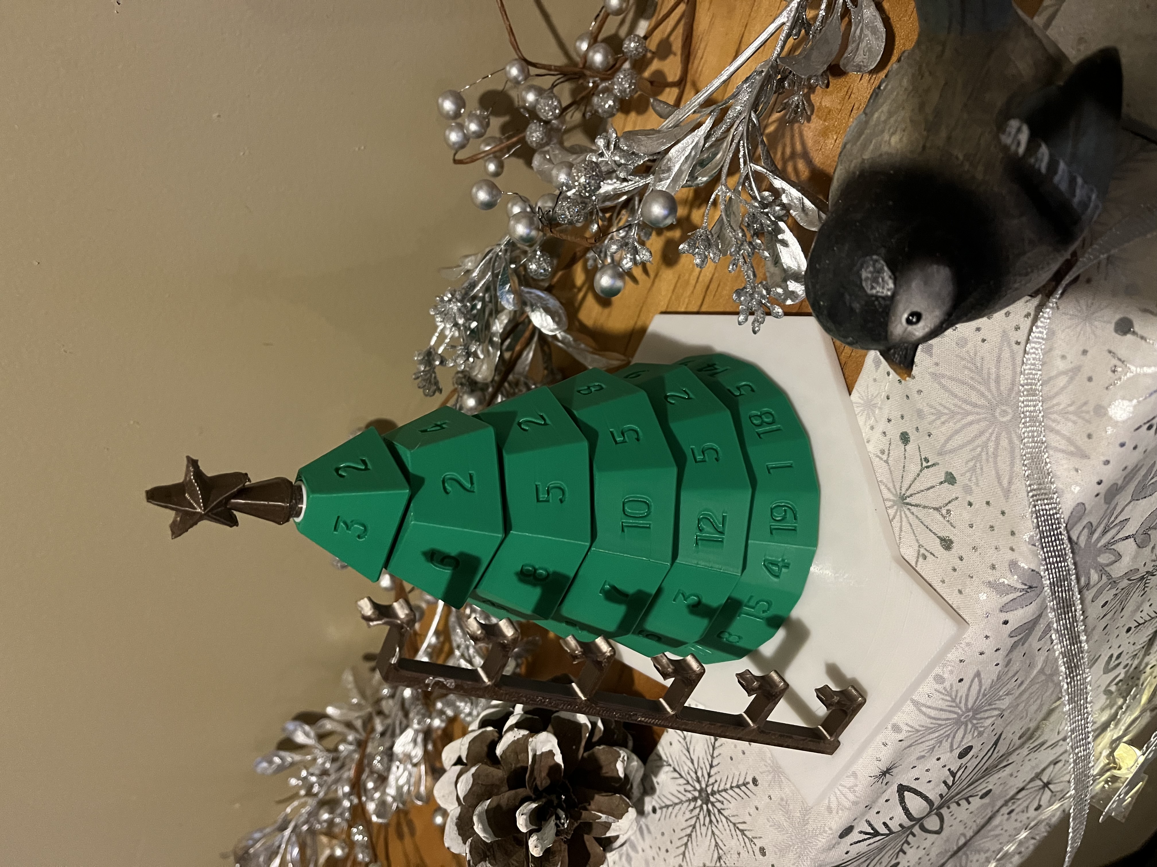 Dice Spinner Christmas Tree