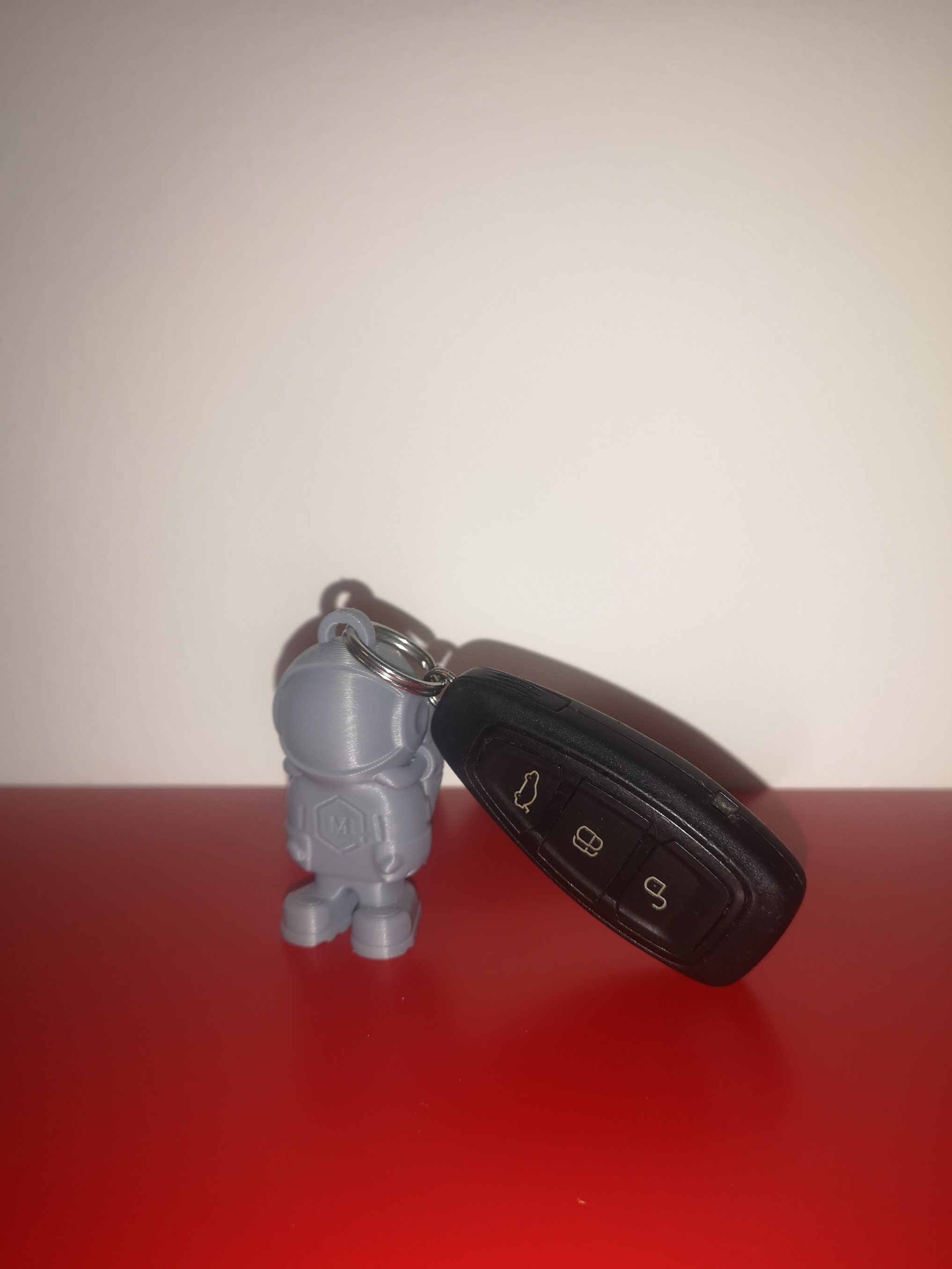 Miniatura 2 do modelo 3D astronaut keychain