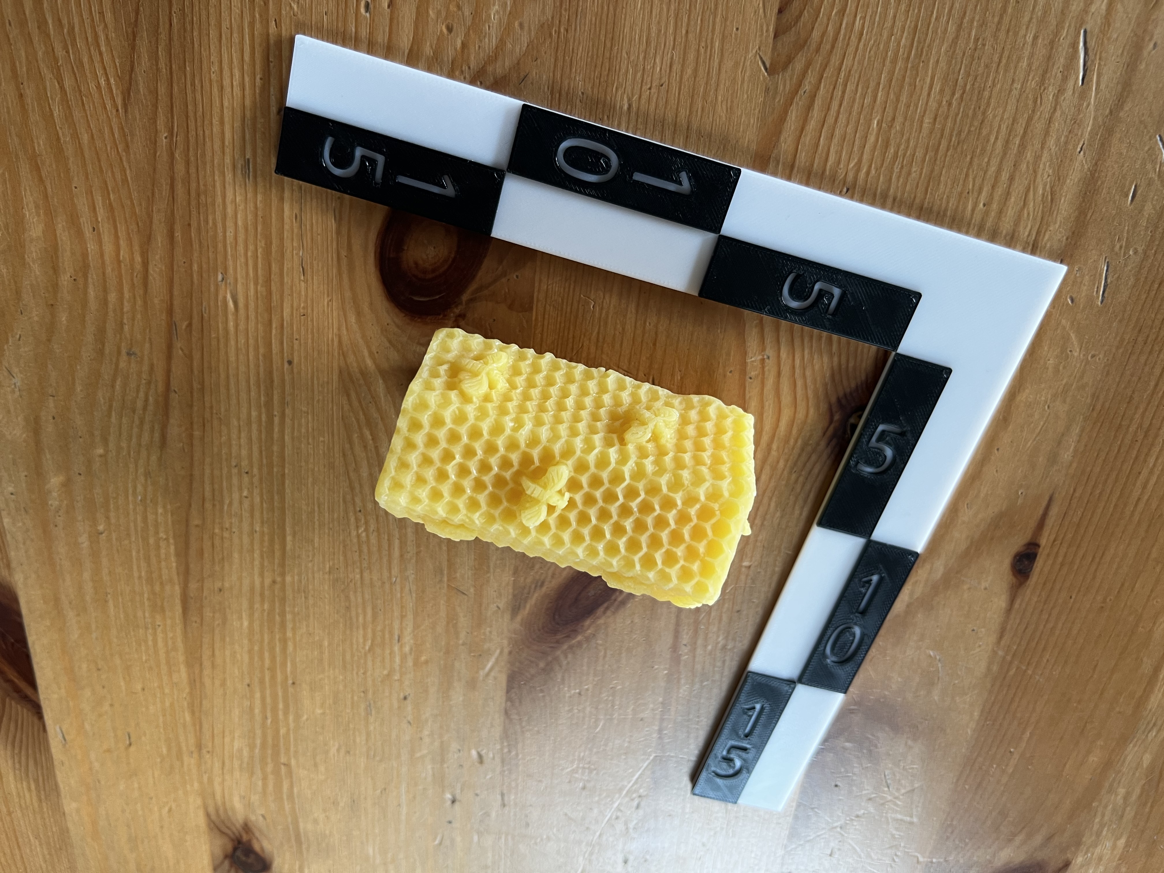Right Angle Ruler with Scale
