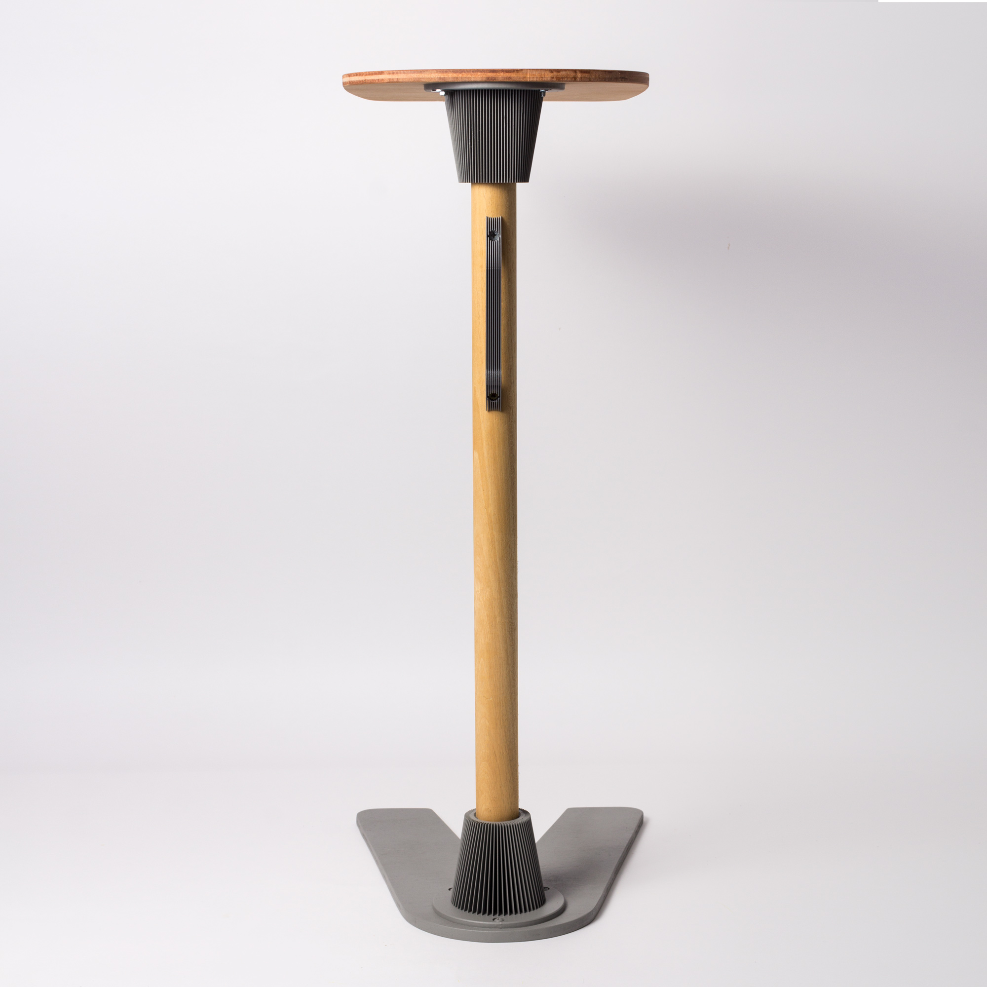 Miniatura 5 do modelo 3D SIDE TABLE