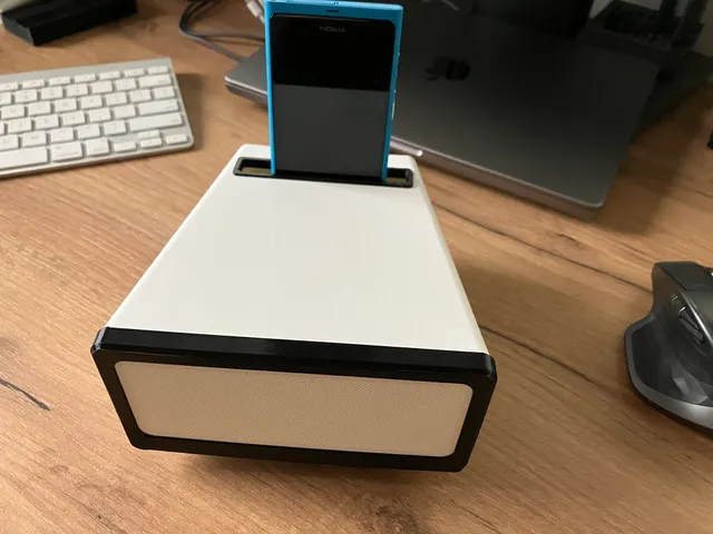 Mid-Century Modern Acoustic Phone Amplifier - Top Cover