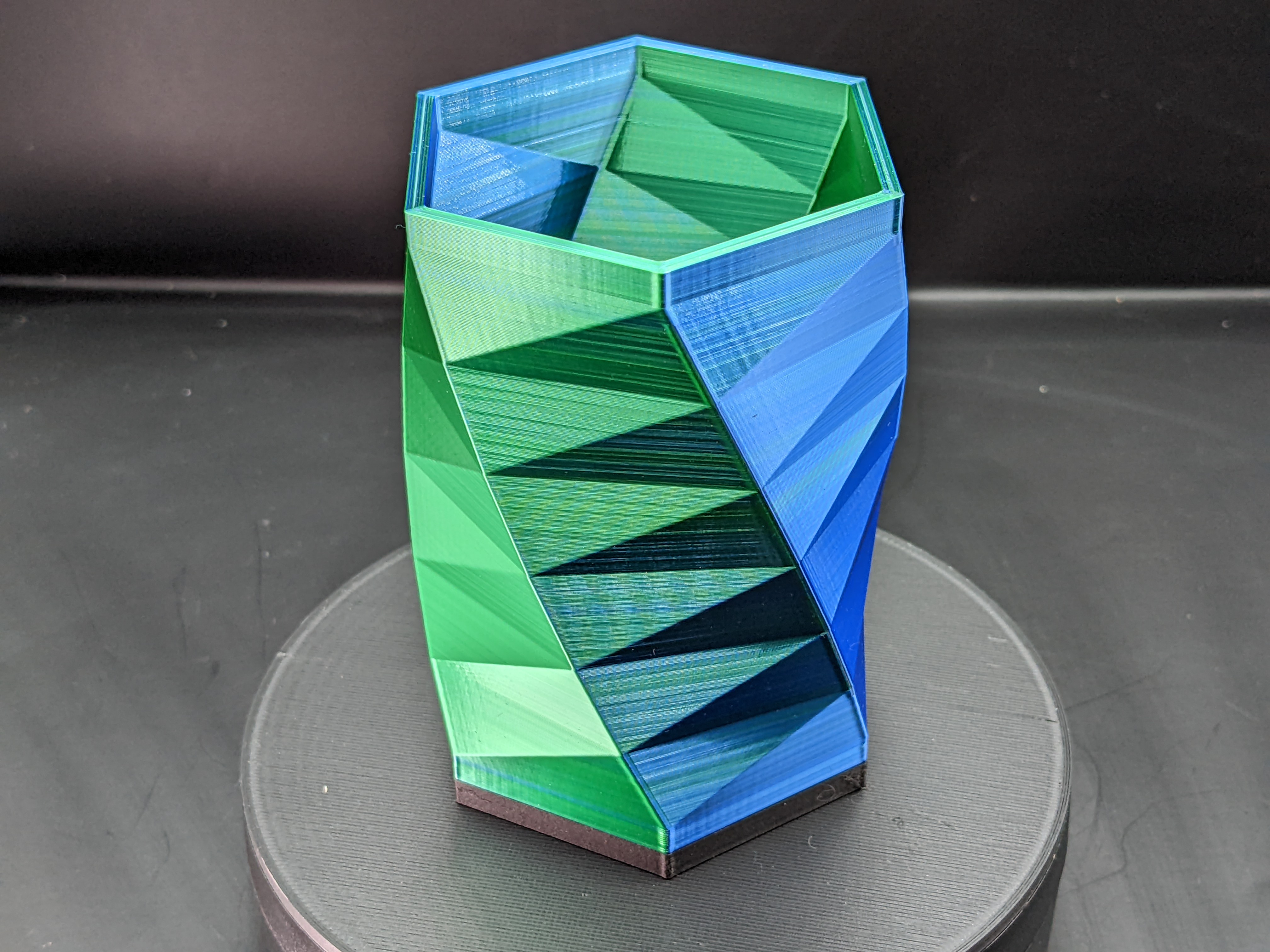 Miniatura 6 do modelo 3D What The Hex - Container