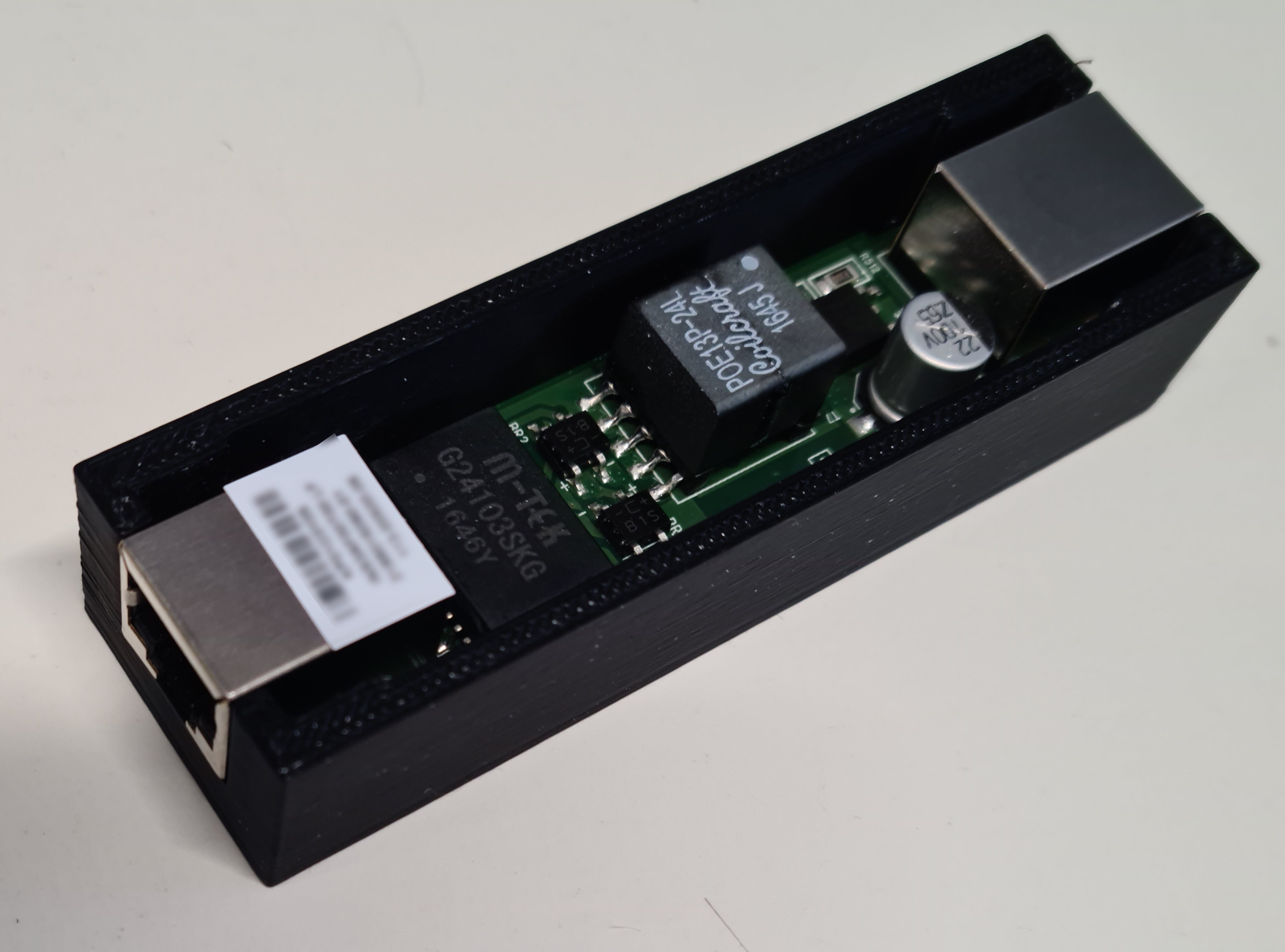 Ubiquiti "PoE to 24V" holder for INS-3AF-O-G