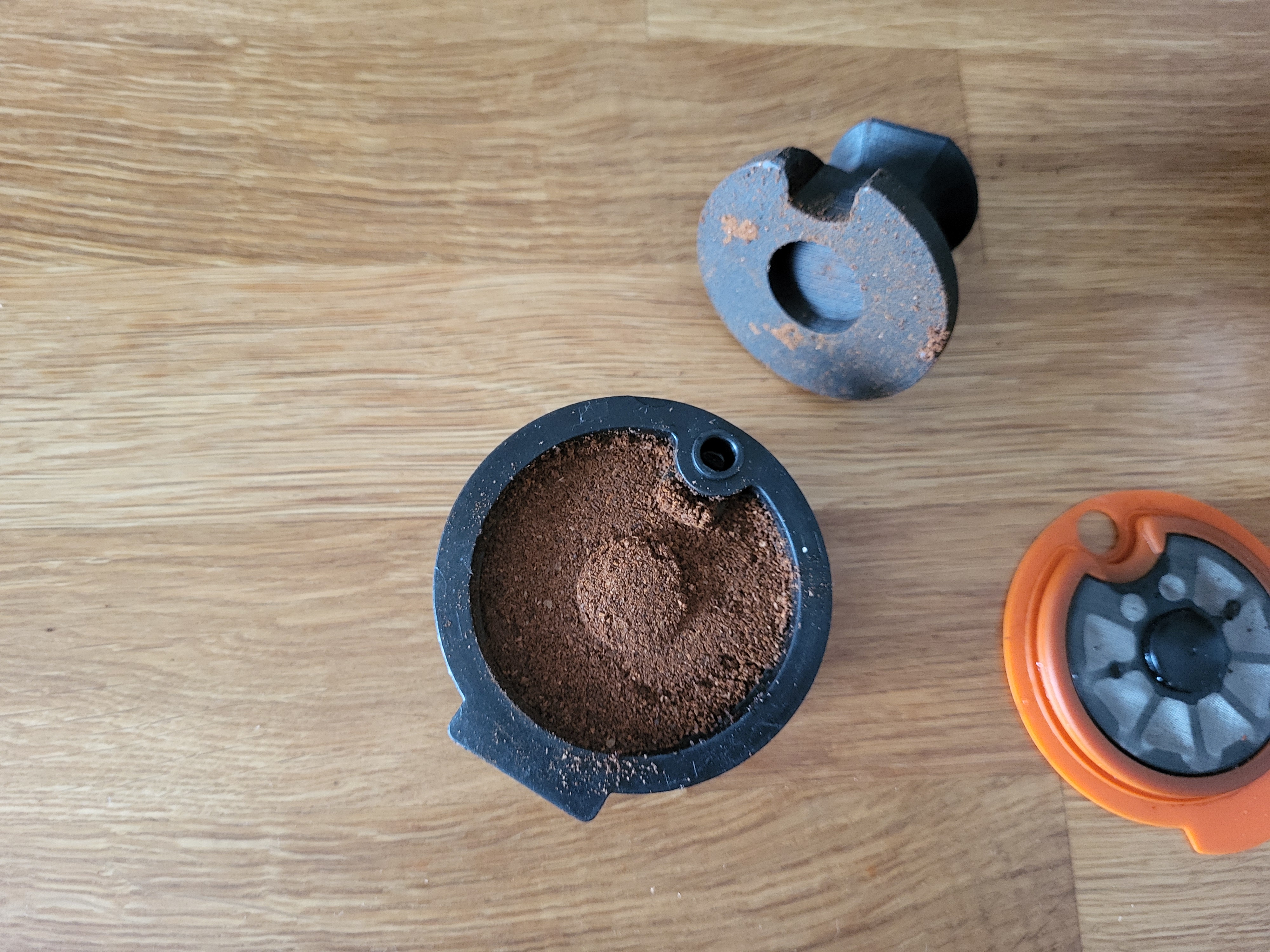 Coffee press/tamper for Bosch Tassimo reusable capsule pod