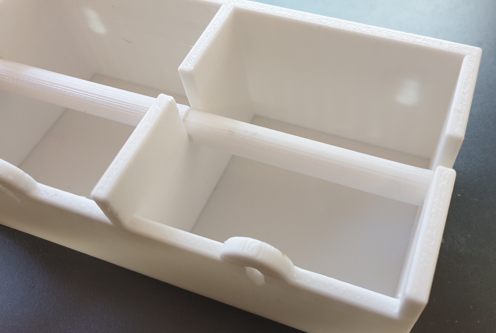 Dual solder holder by Tobi Höher Download free STL model