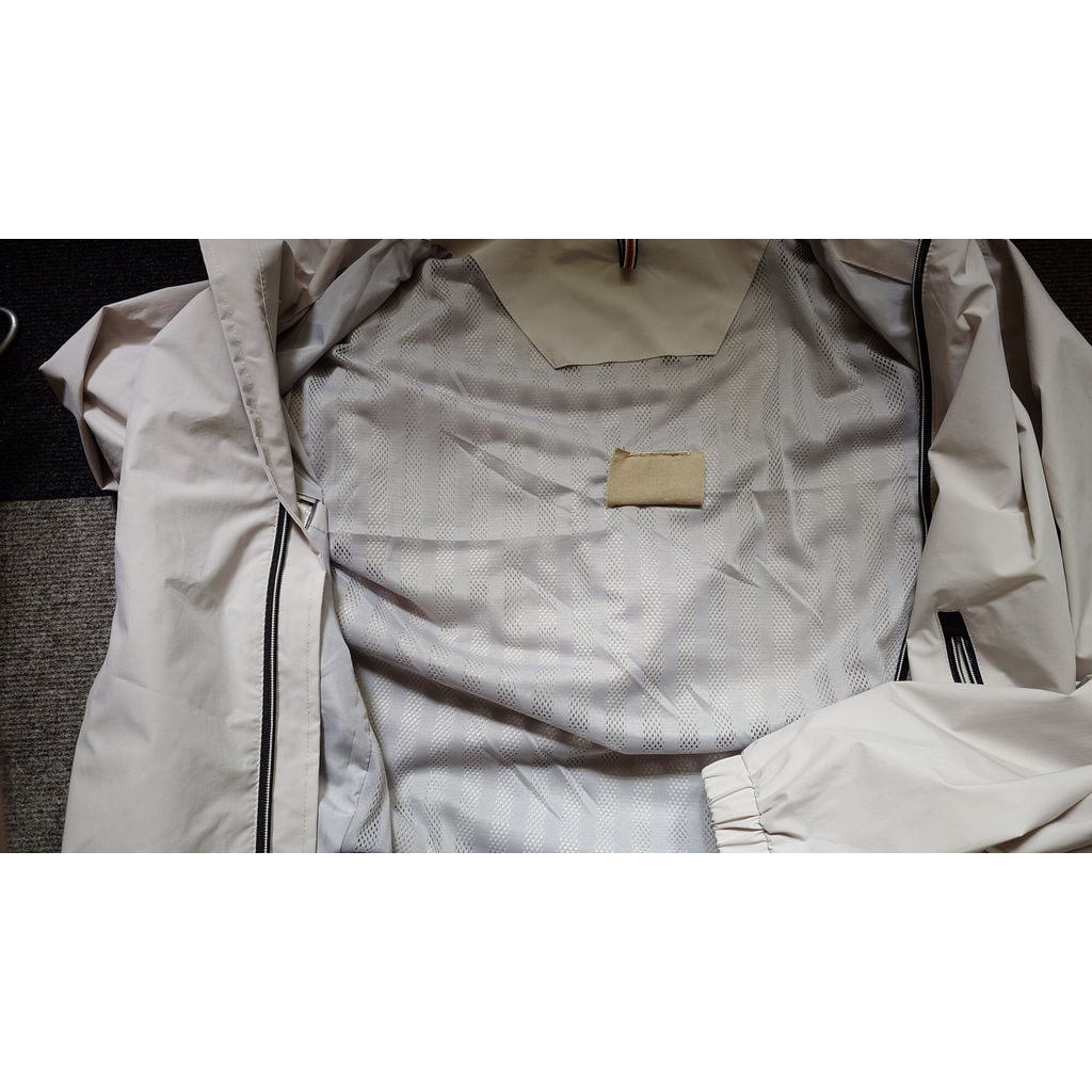 Quick release small reflective panel for clothing/backpack with magnetic fastener. — miniatura 4