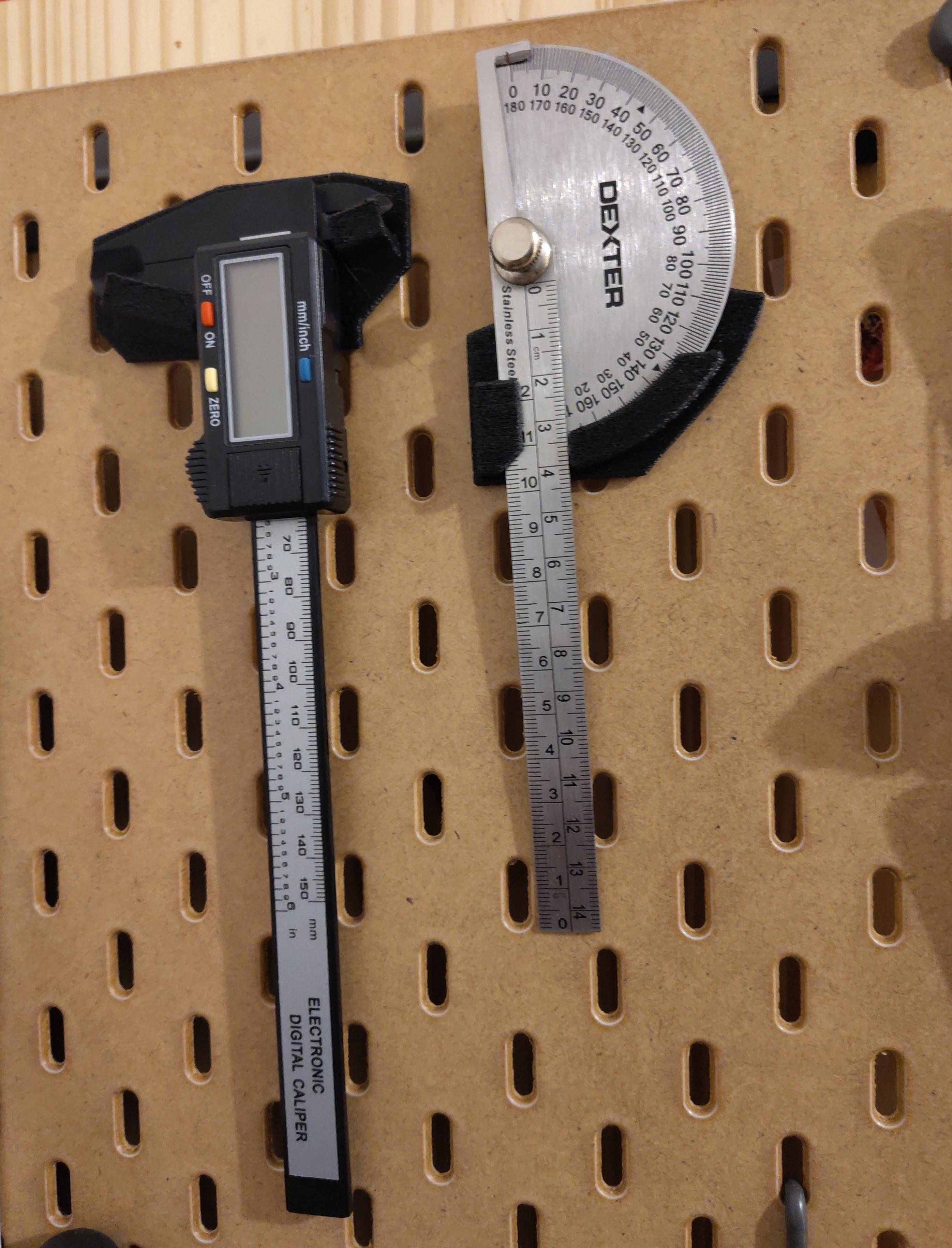 Skadis - protractor holder - No post-processing required