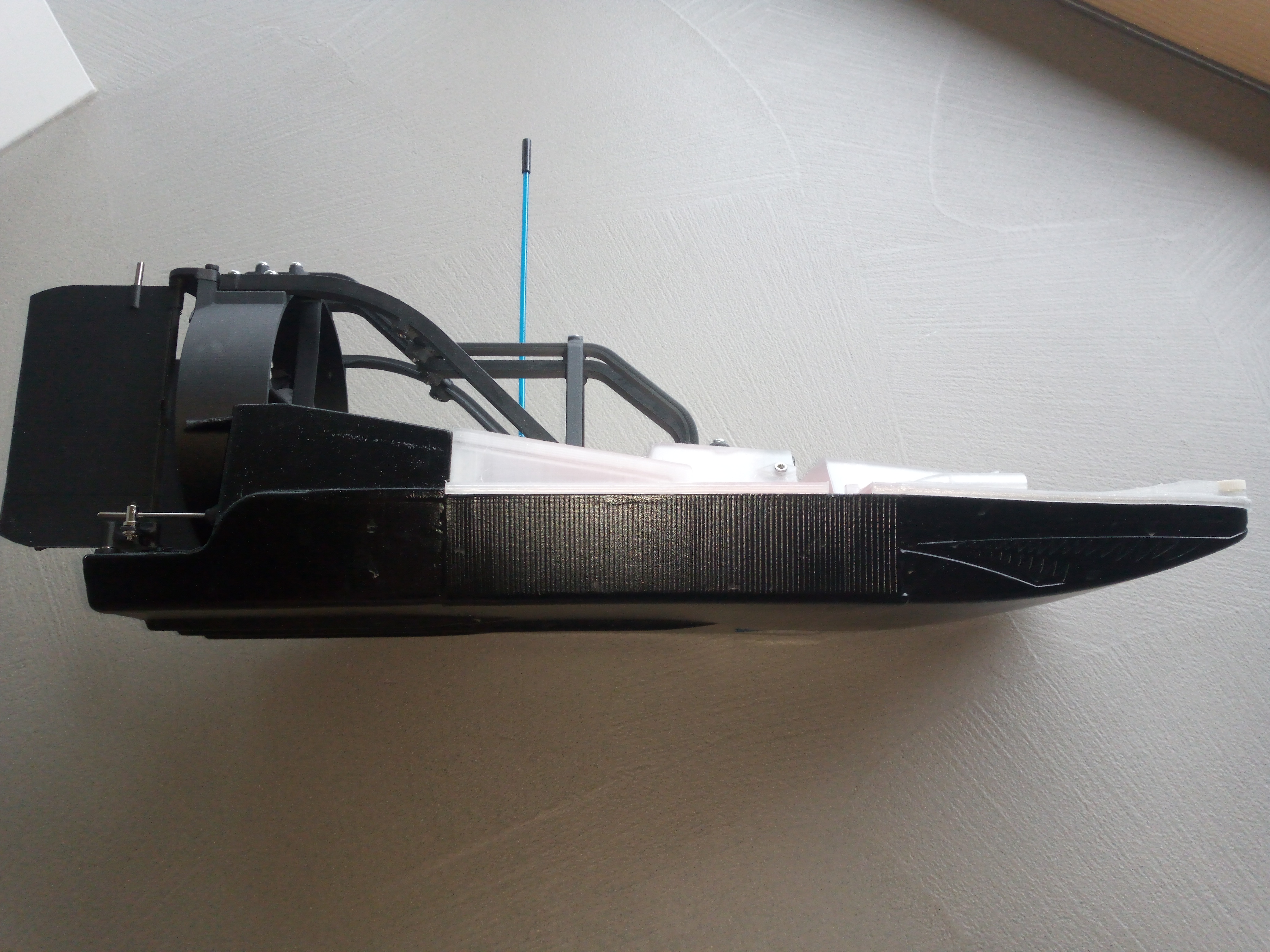 Full functional RC Boat made of Traxxas Blast elements
