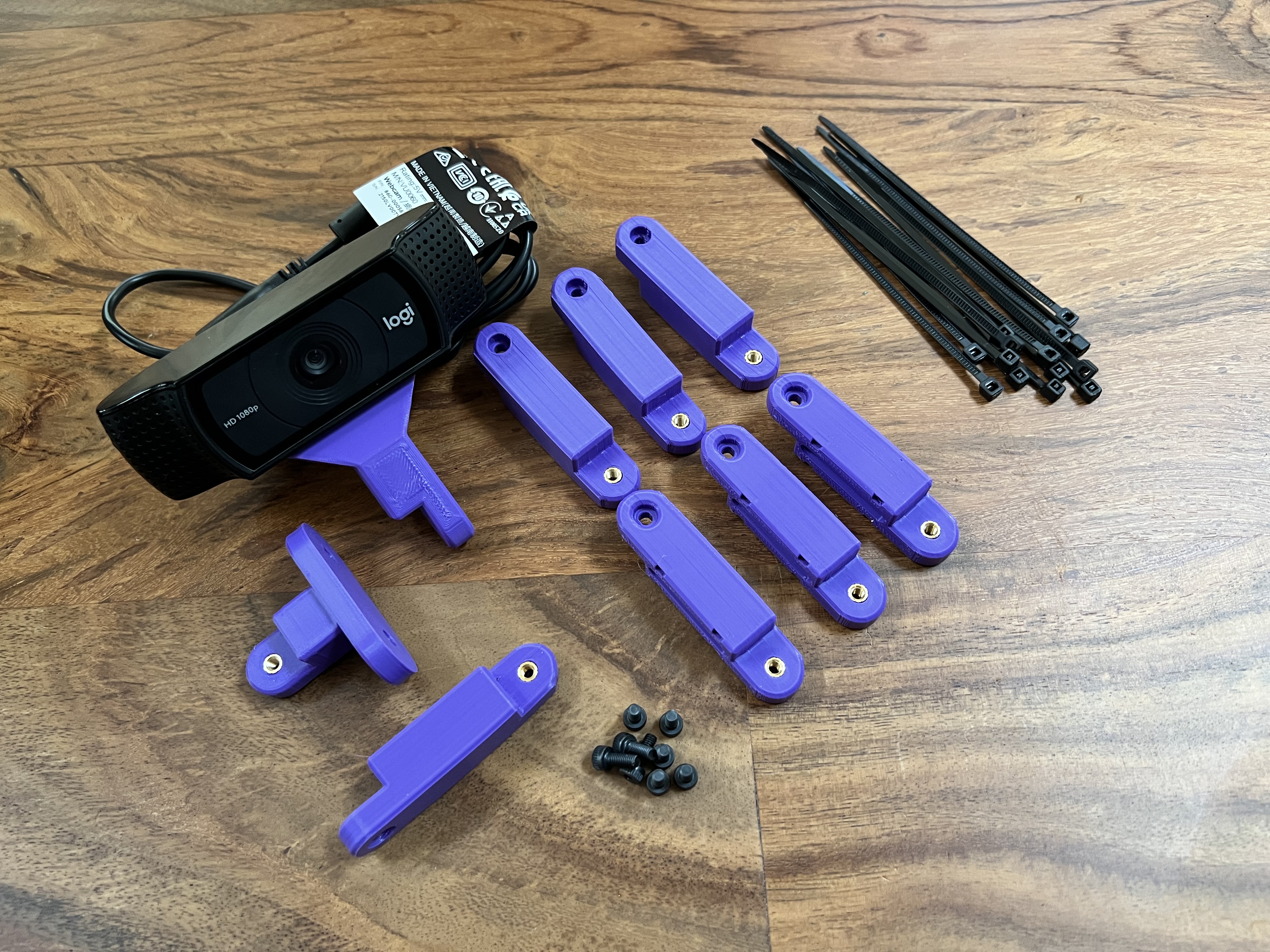 Articulating Cam Mount with Heat Set Inserts