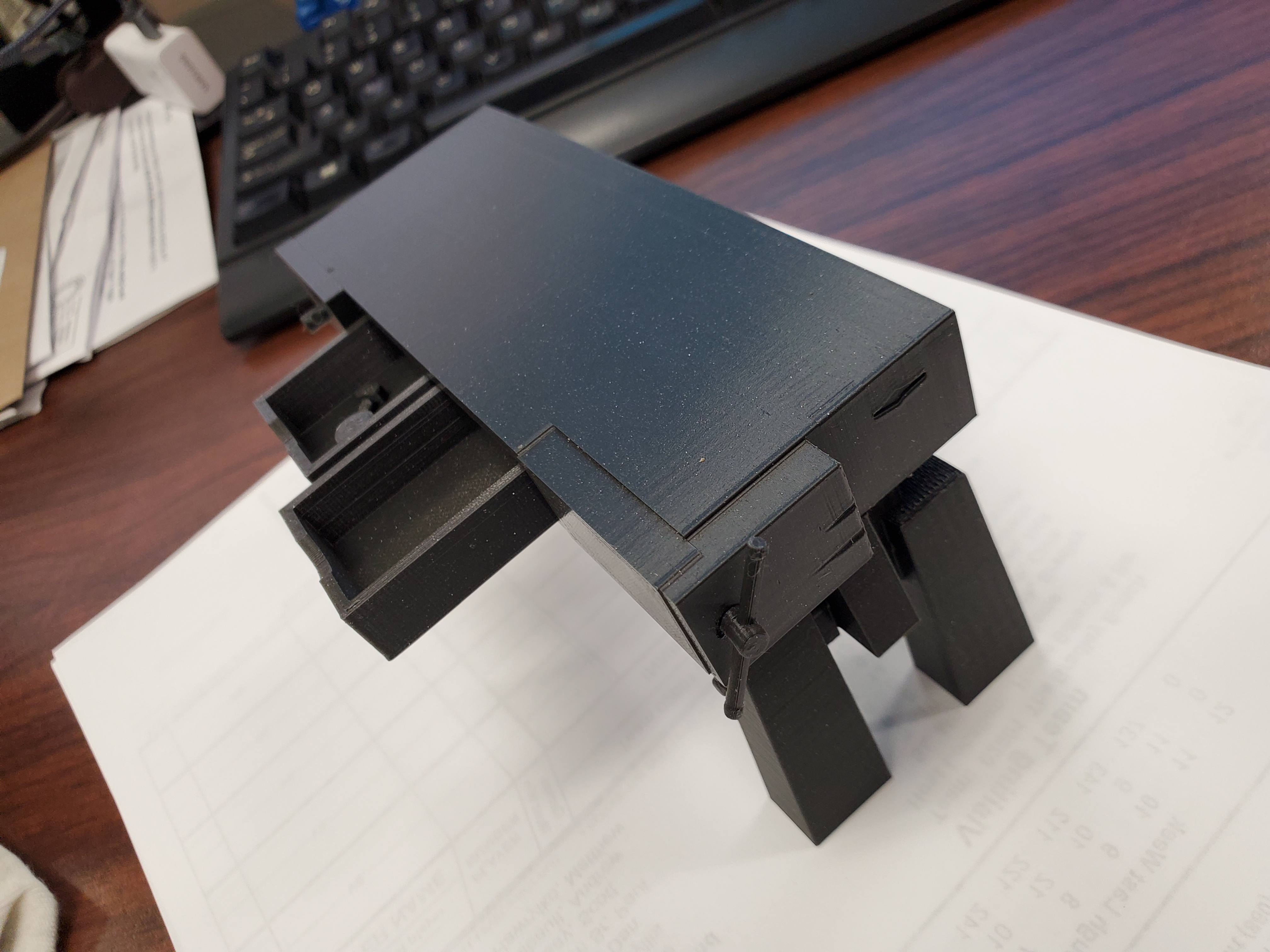 Miniatura 9 do modelo 3D Skyrim Elder Scrolls Carpenter work bench