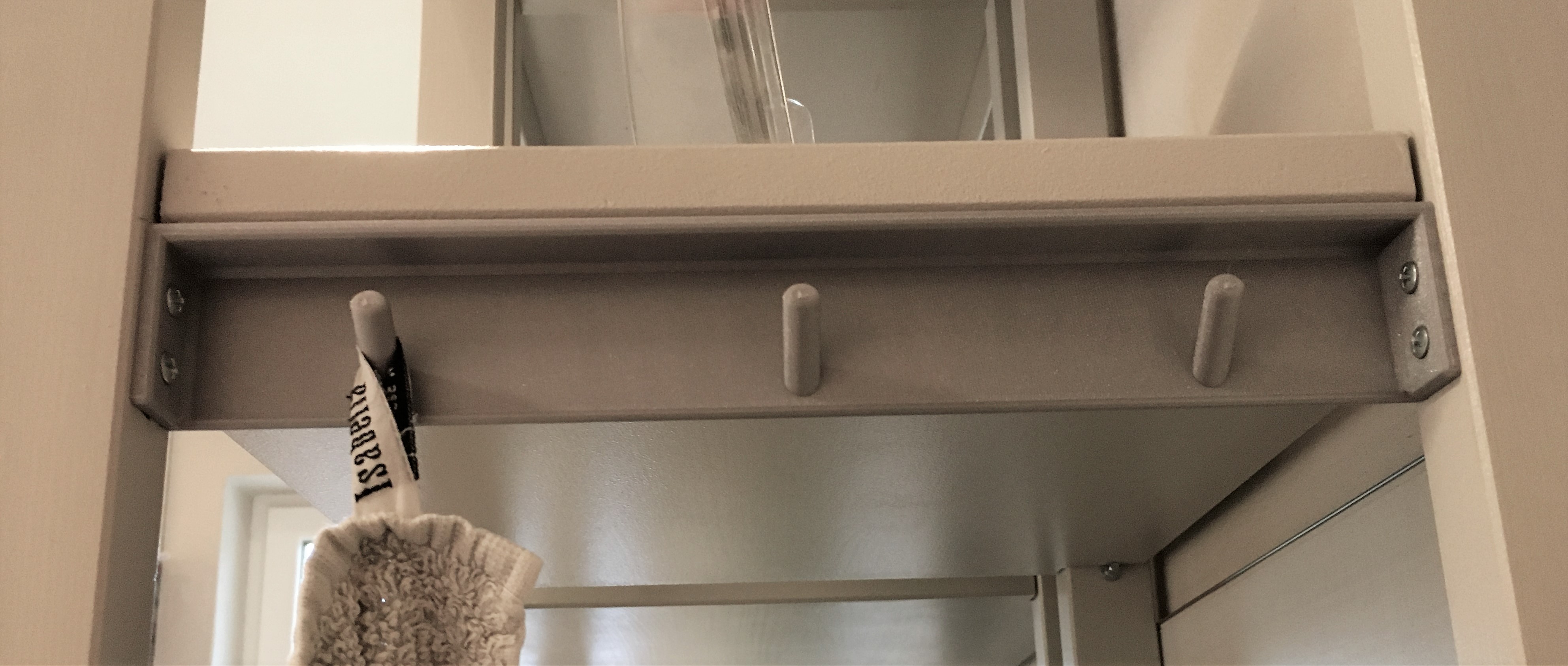 Hook Slate for Ikea Hemnes Shelf by 3dHerm Download free STL model