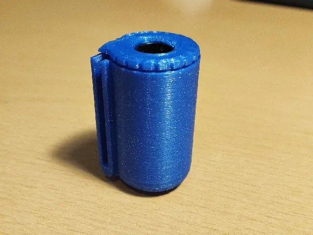 Reusable 35mm film cartridge