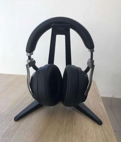 headphone stand