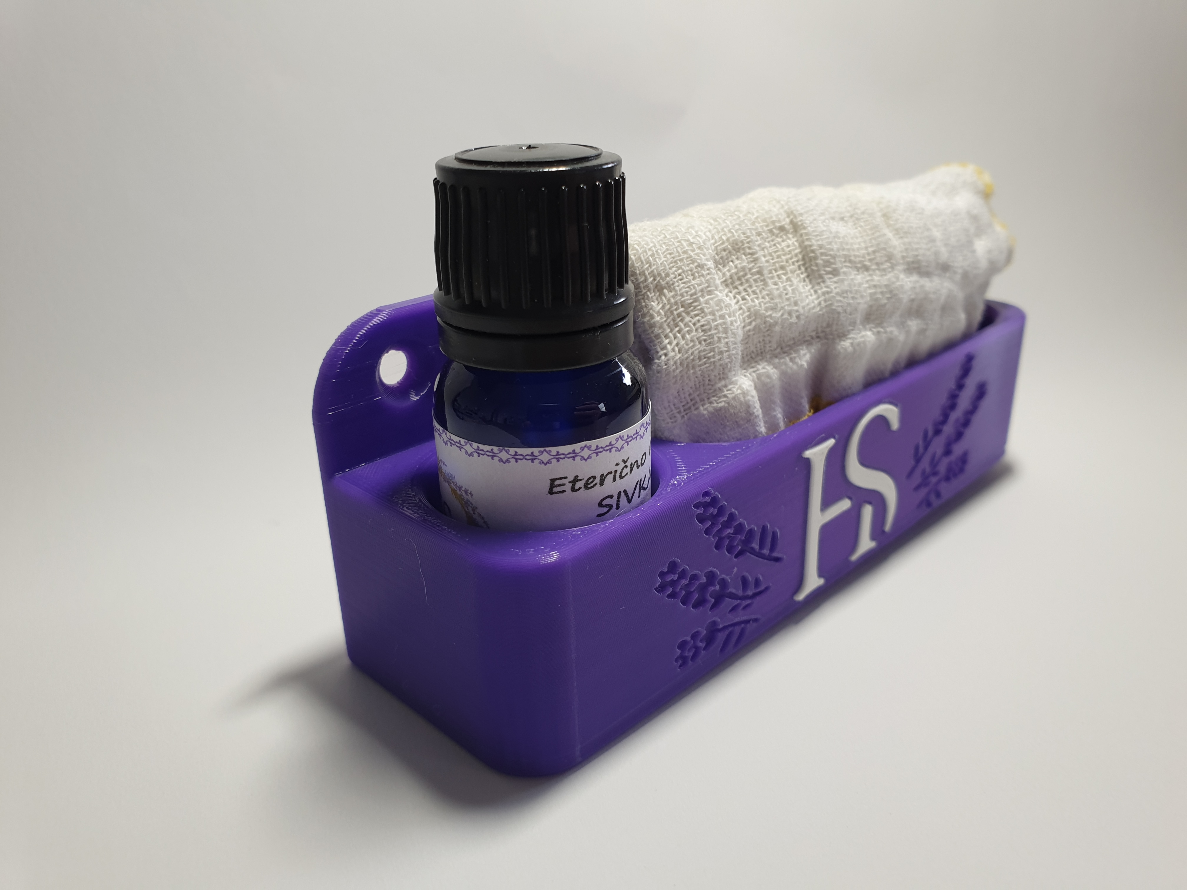 Container for essential oils