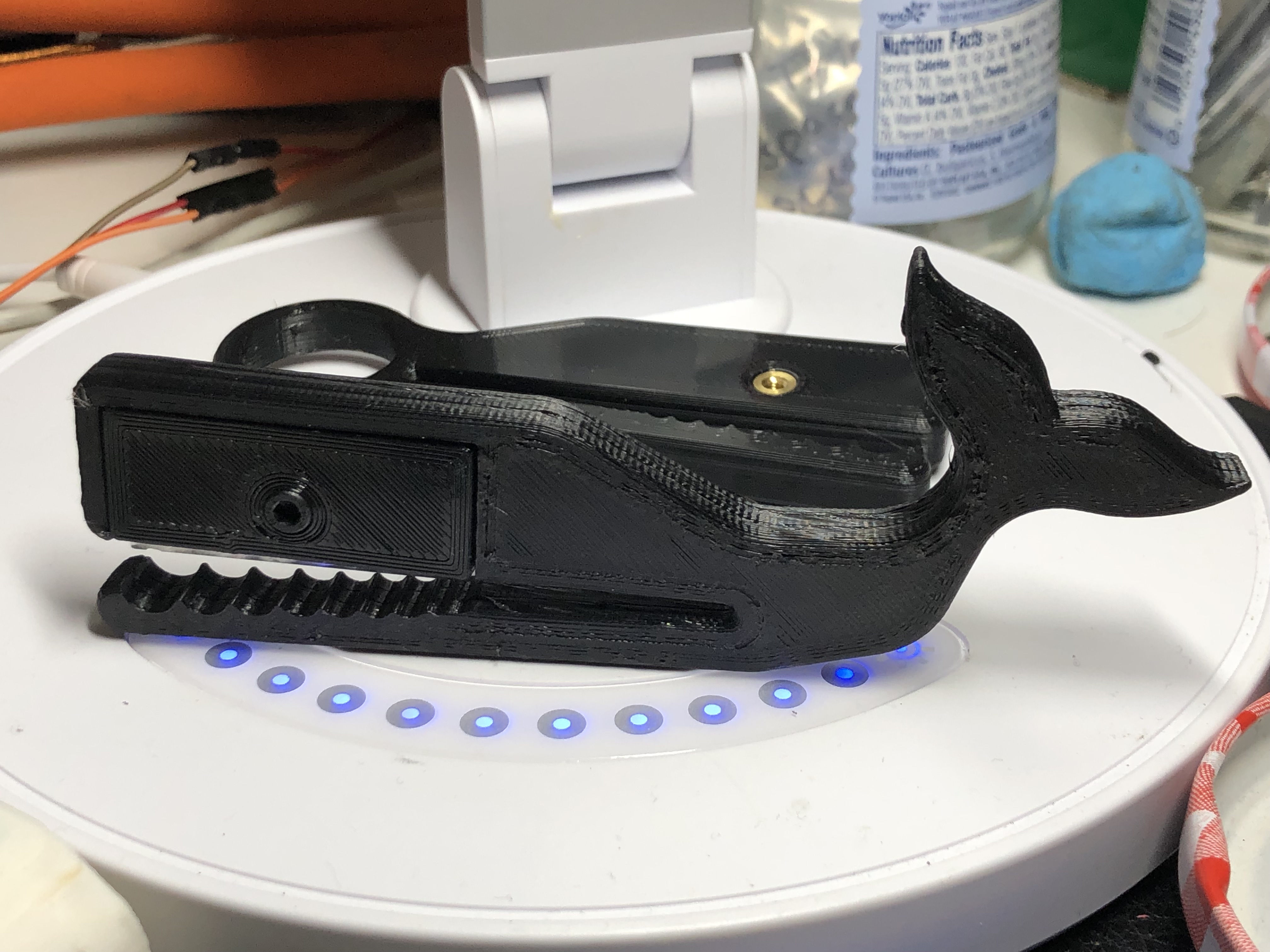 Whale Wire Stripper (with Scraper razor blade)