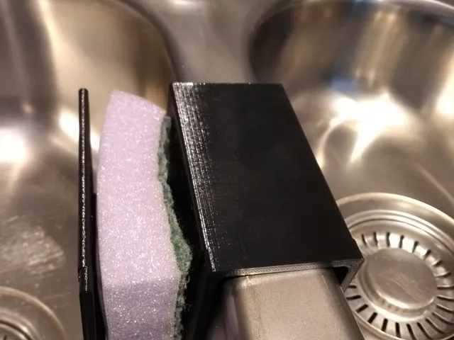 Sponge holder