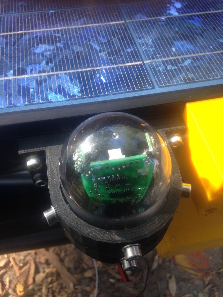 High output mobile solar array — miniatura 9