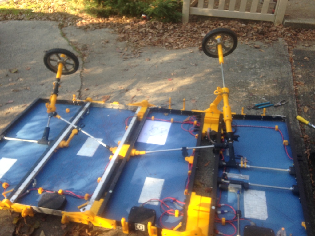 High output mobile solar array — miniatura 25