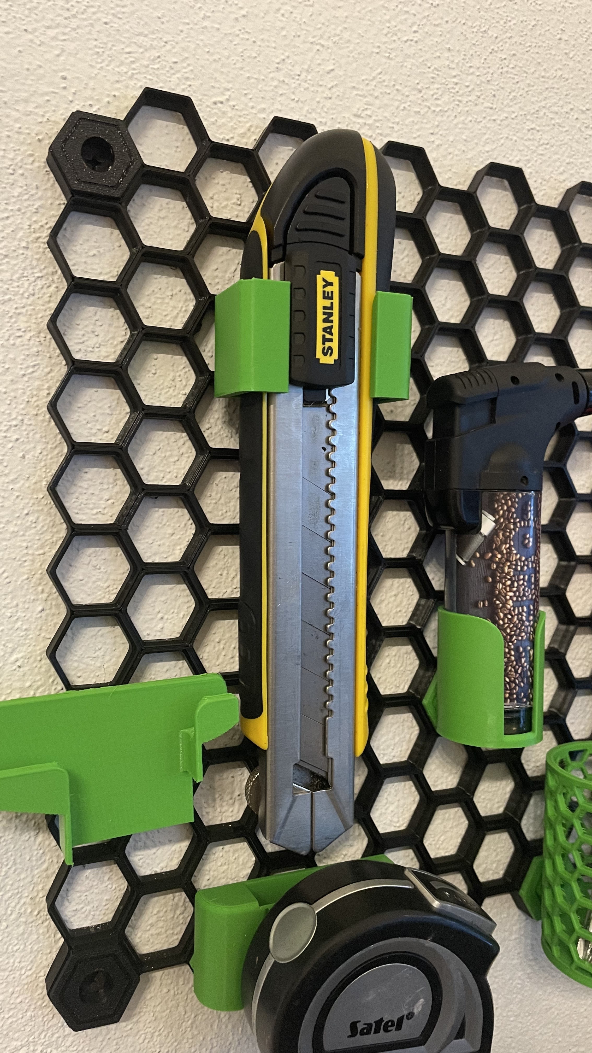 Knife holder for bigges STANLY knife for Honeycomb Wall