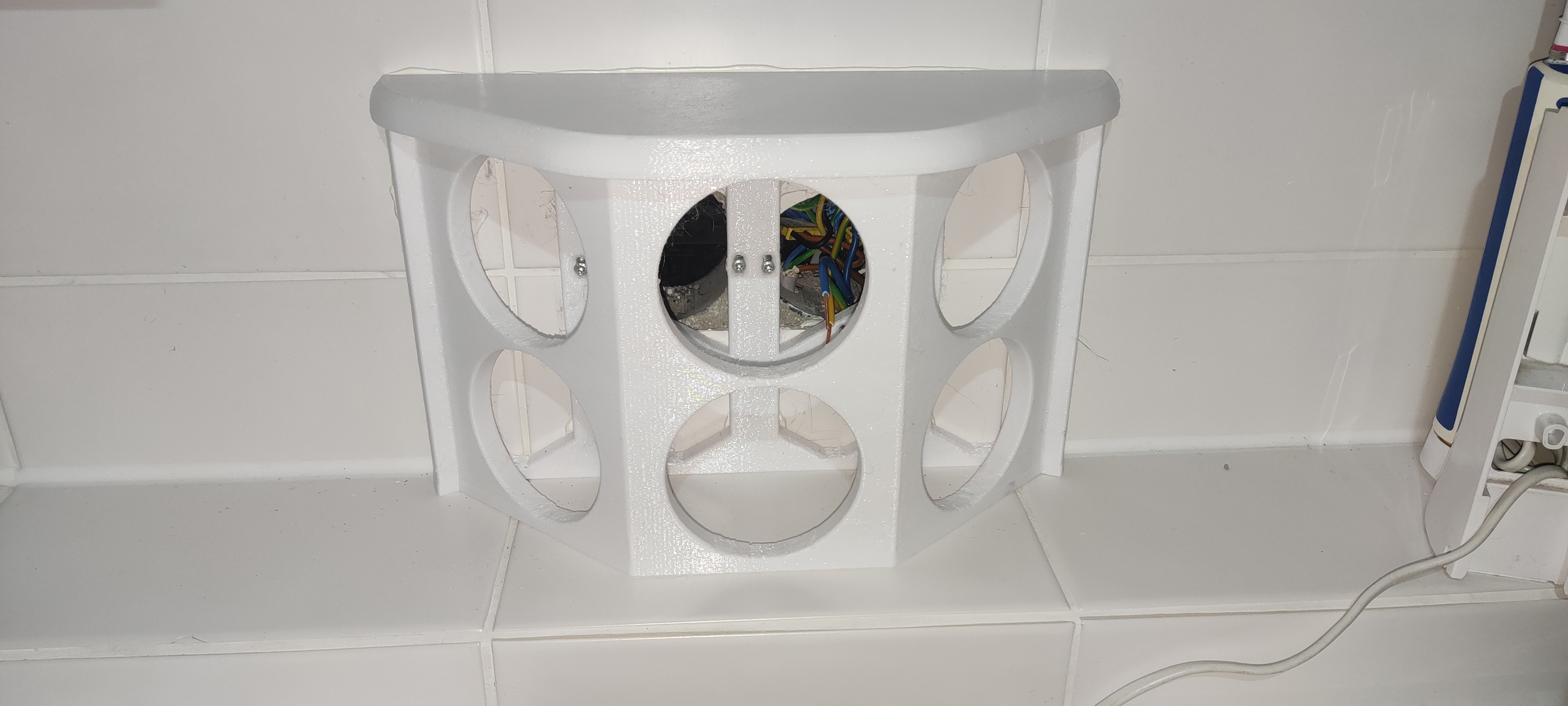 GIRA Standard 55 - compatible 6-socket extender — miniatura 4