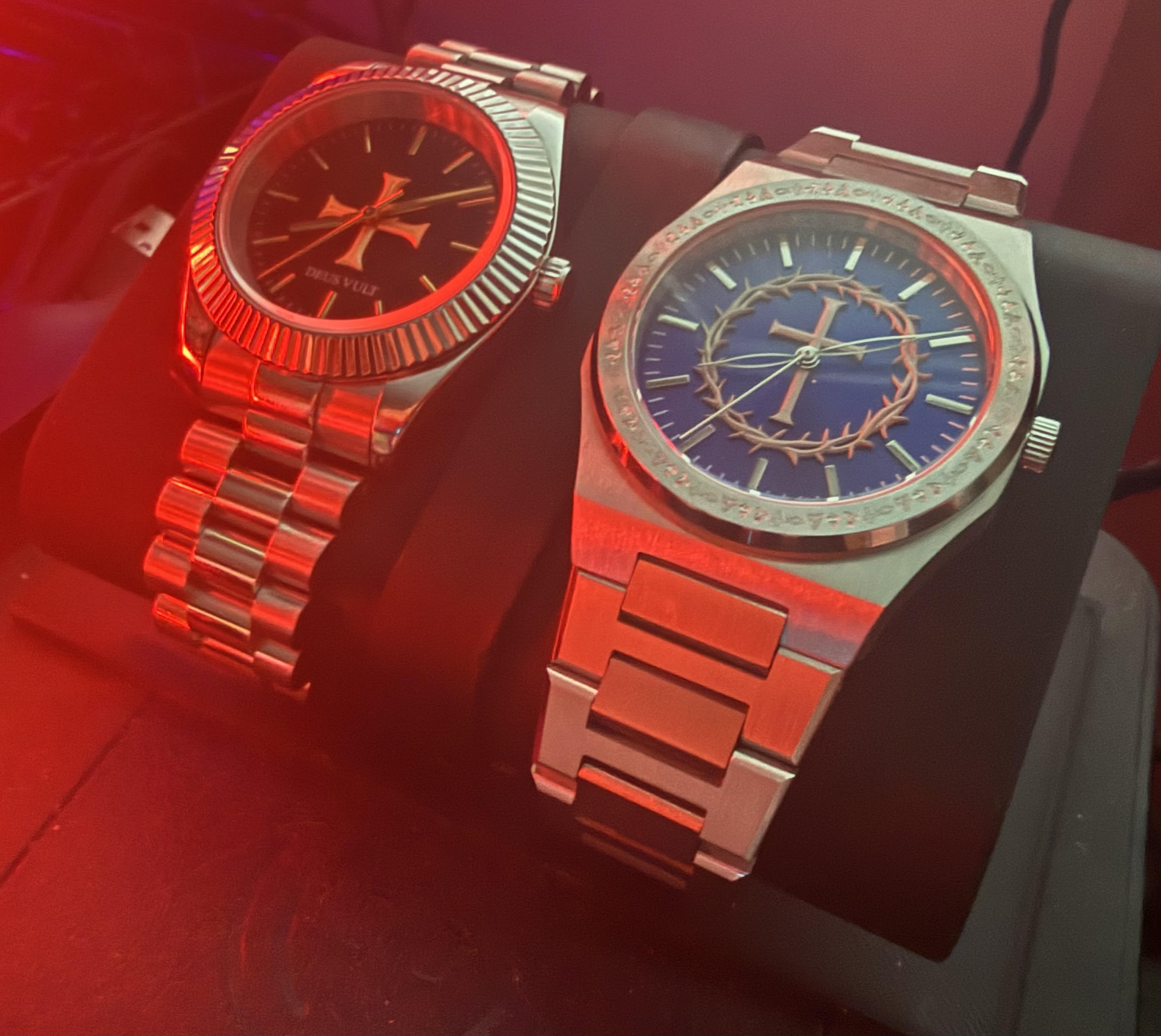 Simple Watch Stand for fancy watches