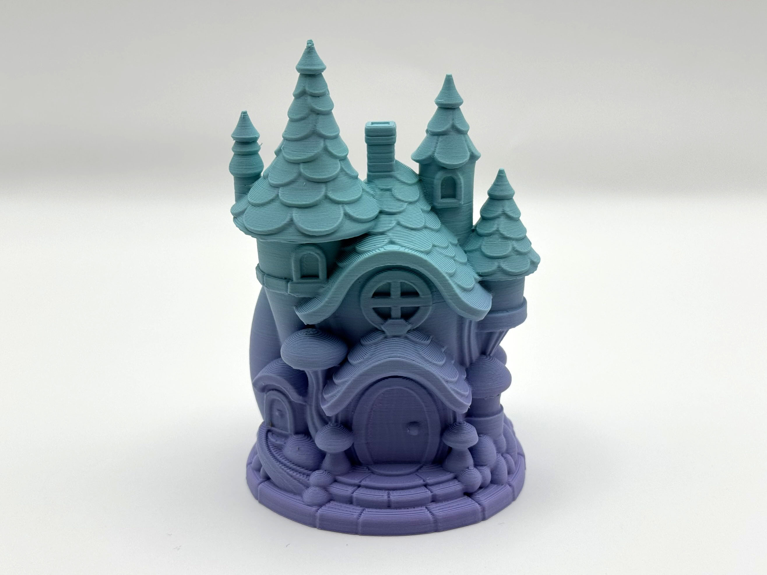 Toadstool Tower Cottage — miniatura 4