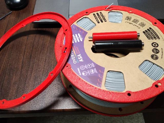 Qidi Q2 Box: Cardboard Spool rings and Box Rear Roller