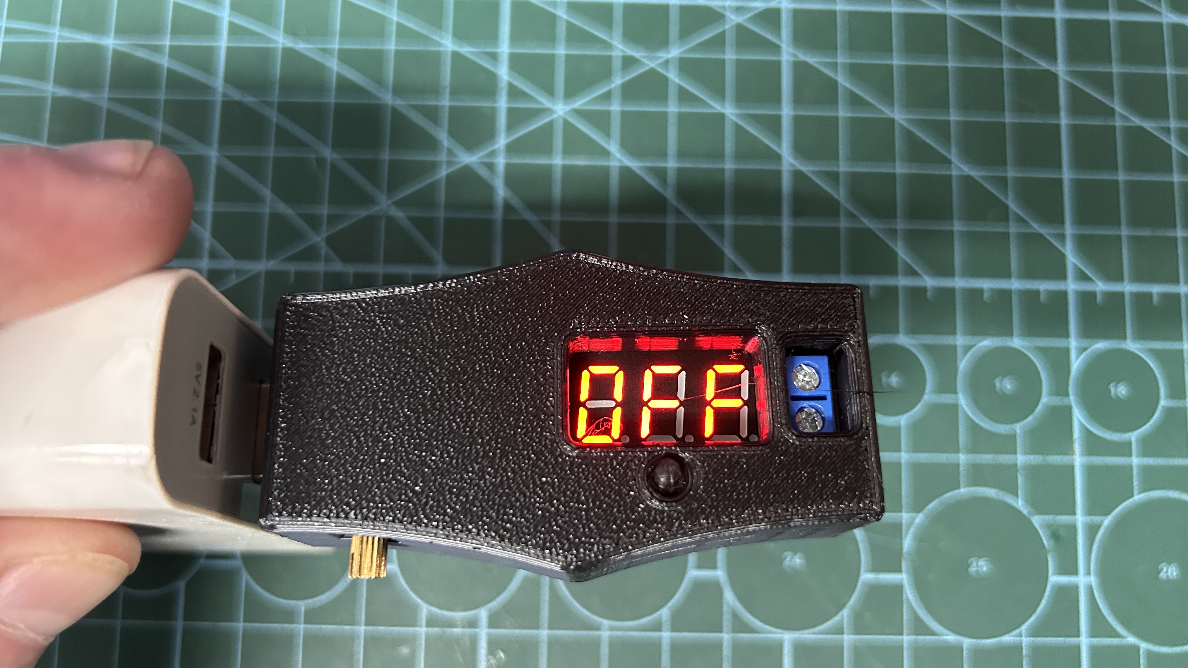 Miniatura 12 do modelo 3D USB Variable Power Supply Case