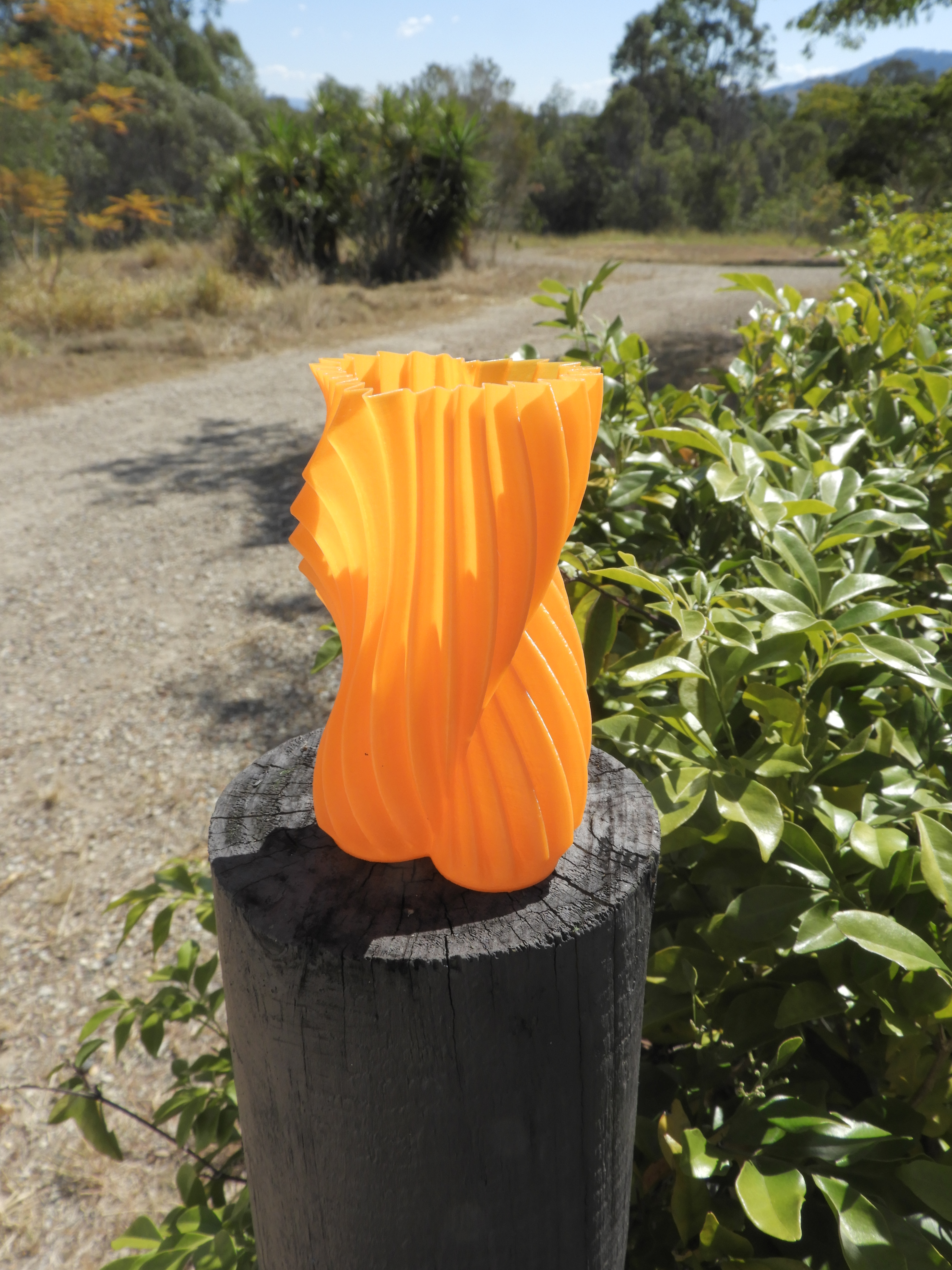 Fully Parametric Vase Generator (with SVG trace import)
