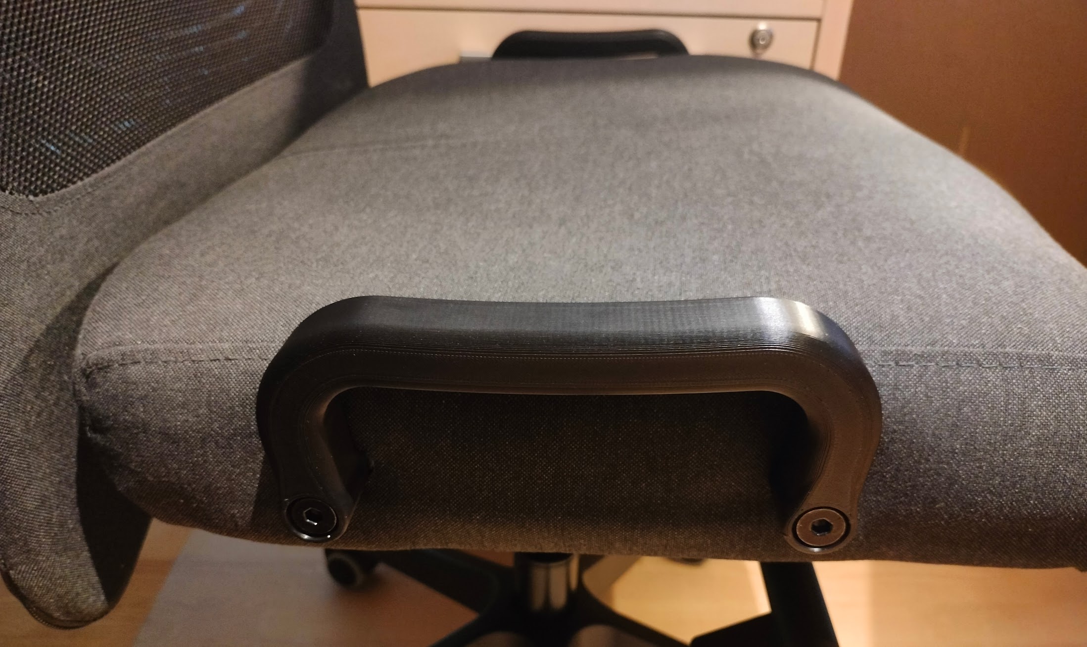 IKEA Markus armrest handles