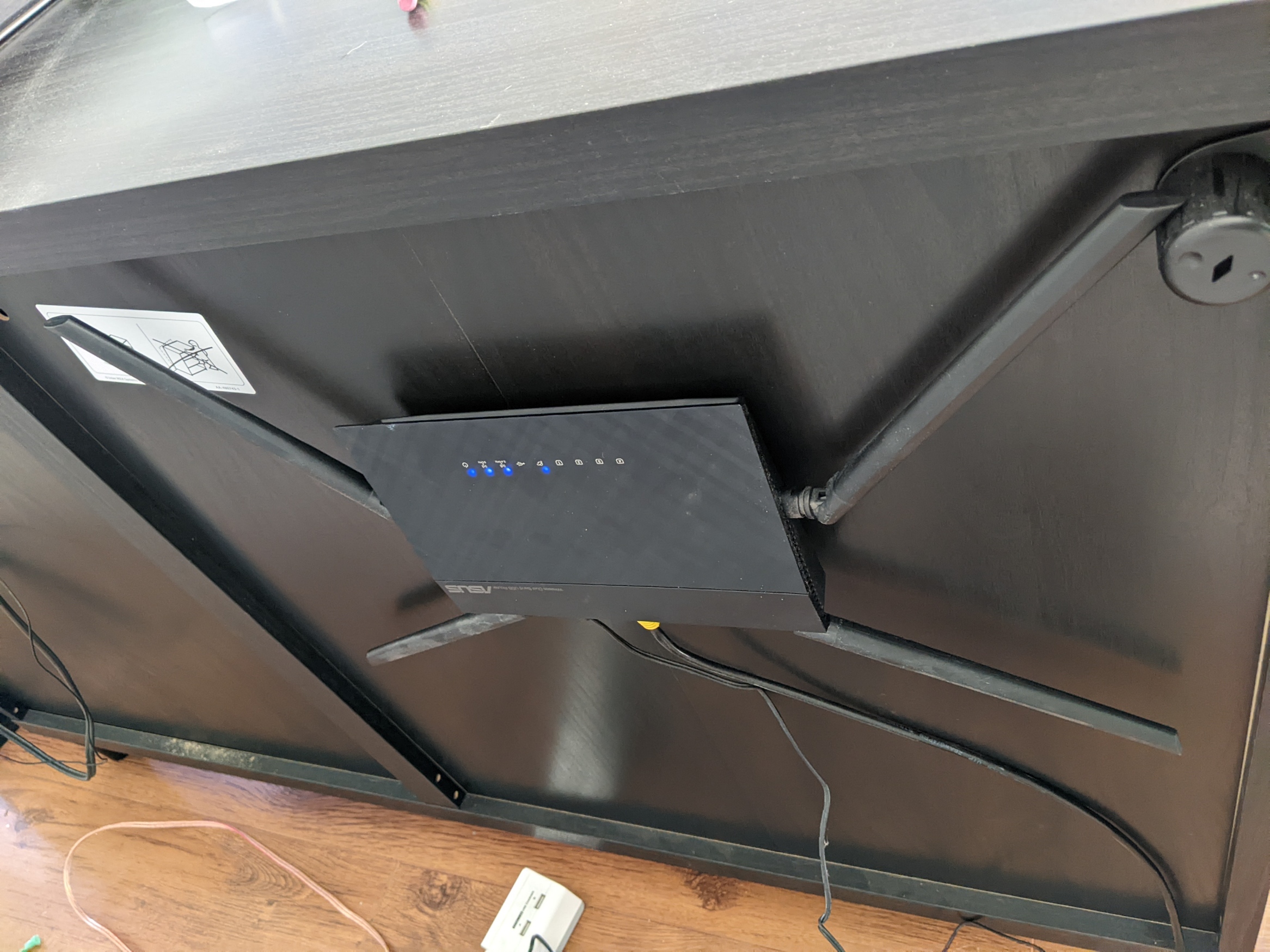 Asus RT-AC1200 Router Mount